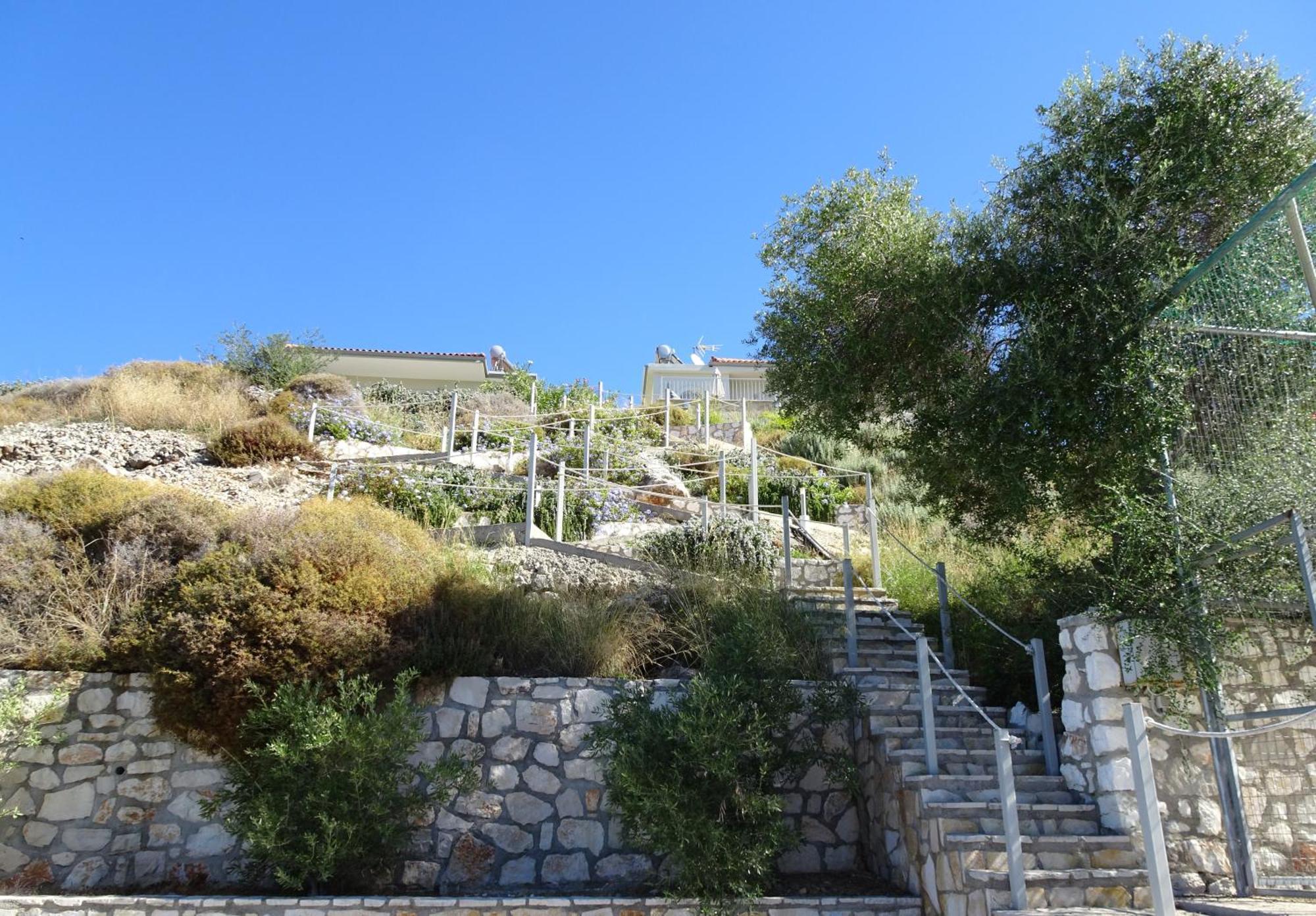 Myrtos Bay * Anomeria