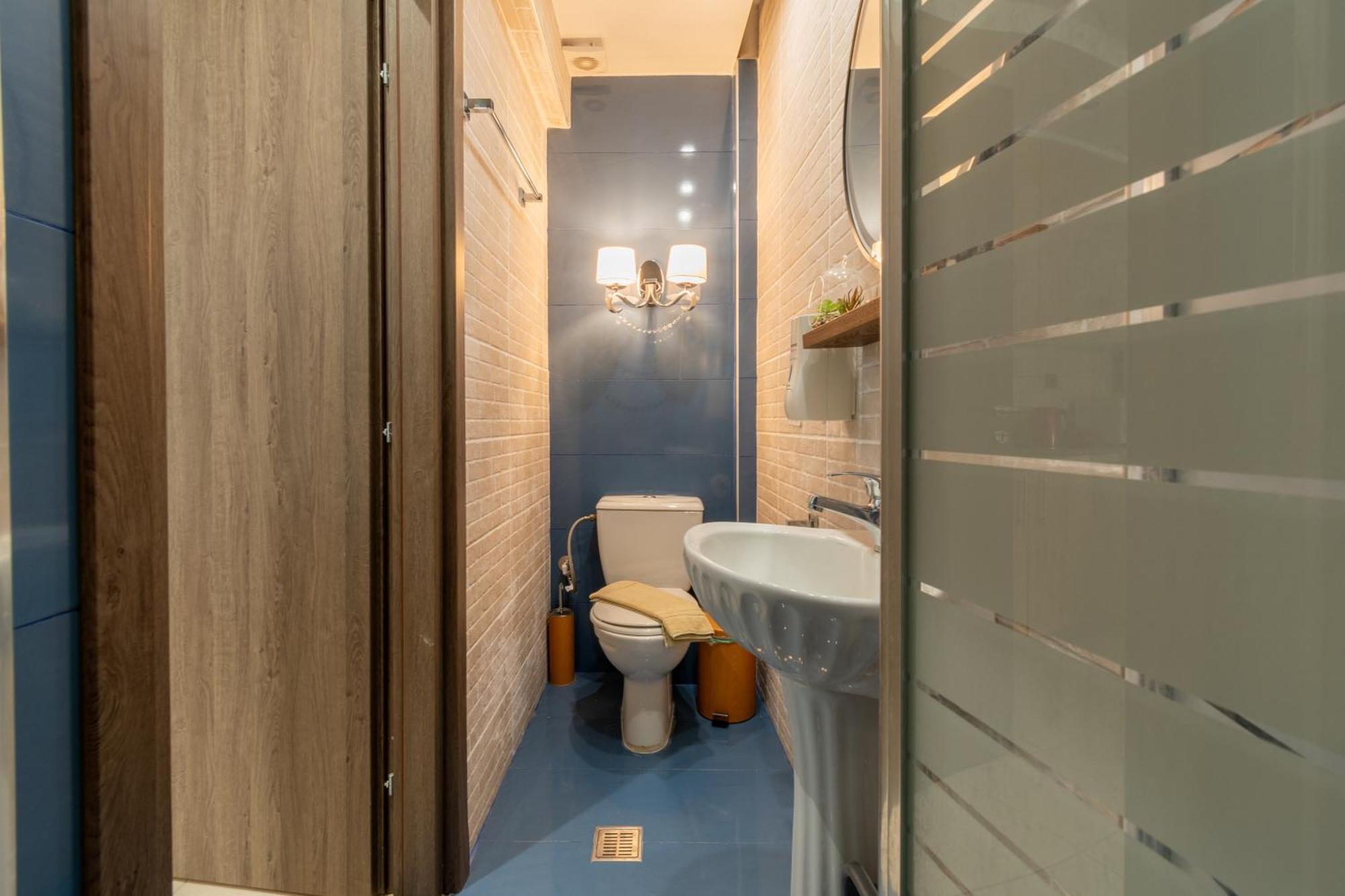 Crystal House Apartment