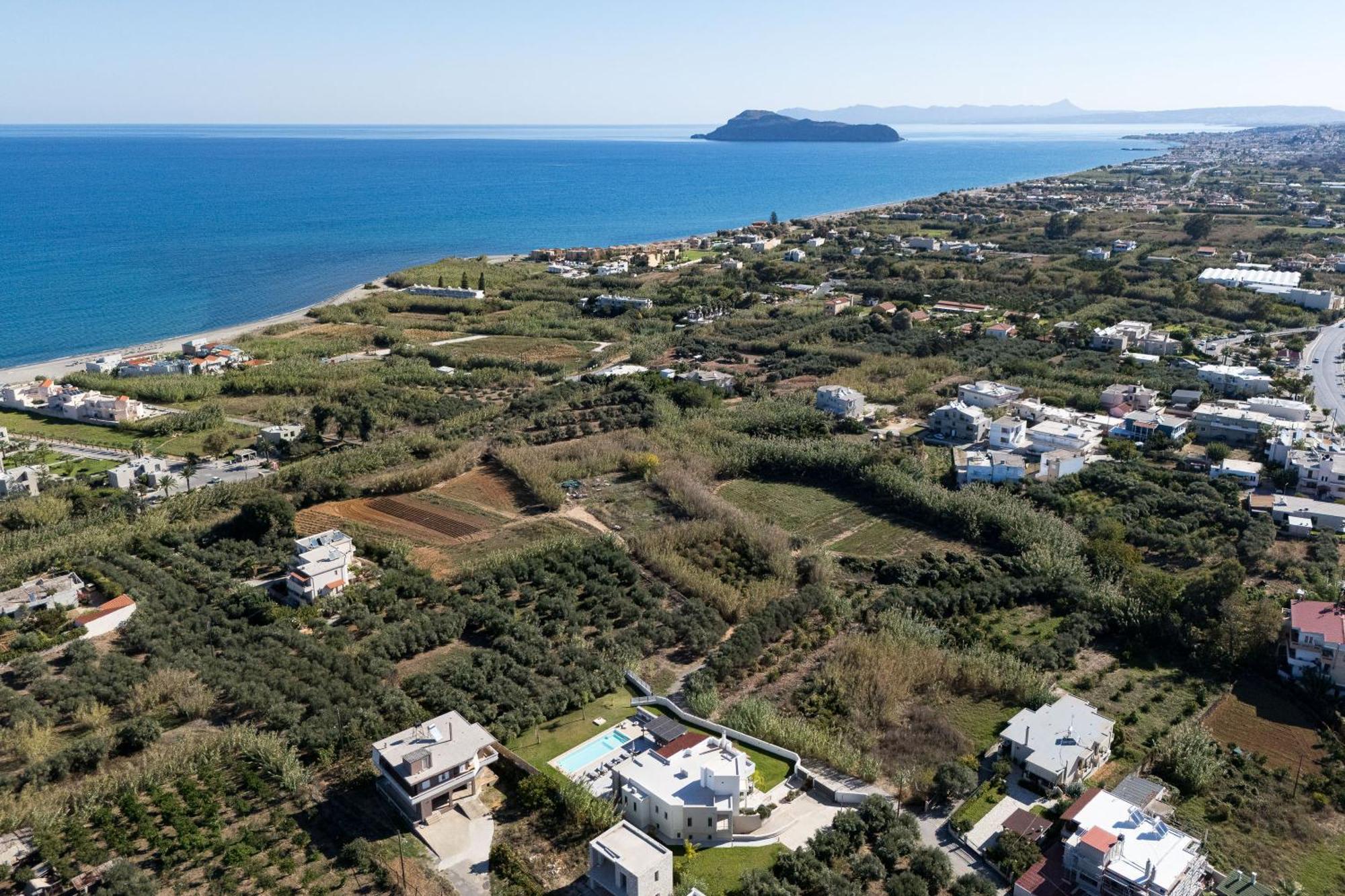 Quiet Aviana,garden, Heated Pool,bbq,jacuzzi Villa Gerani (Chania)