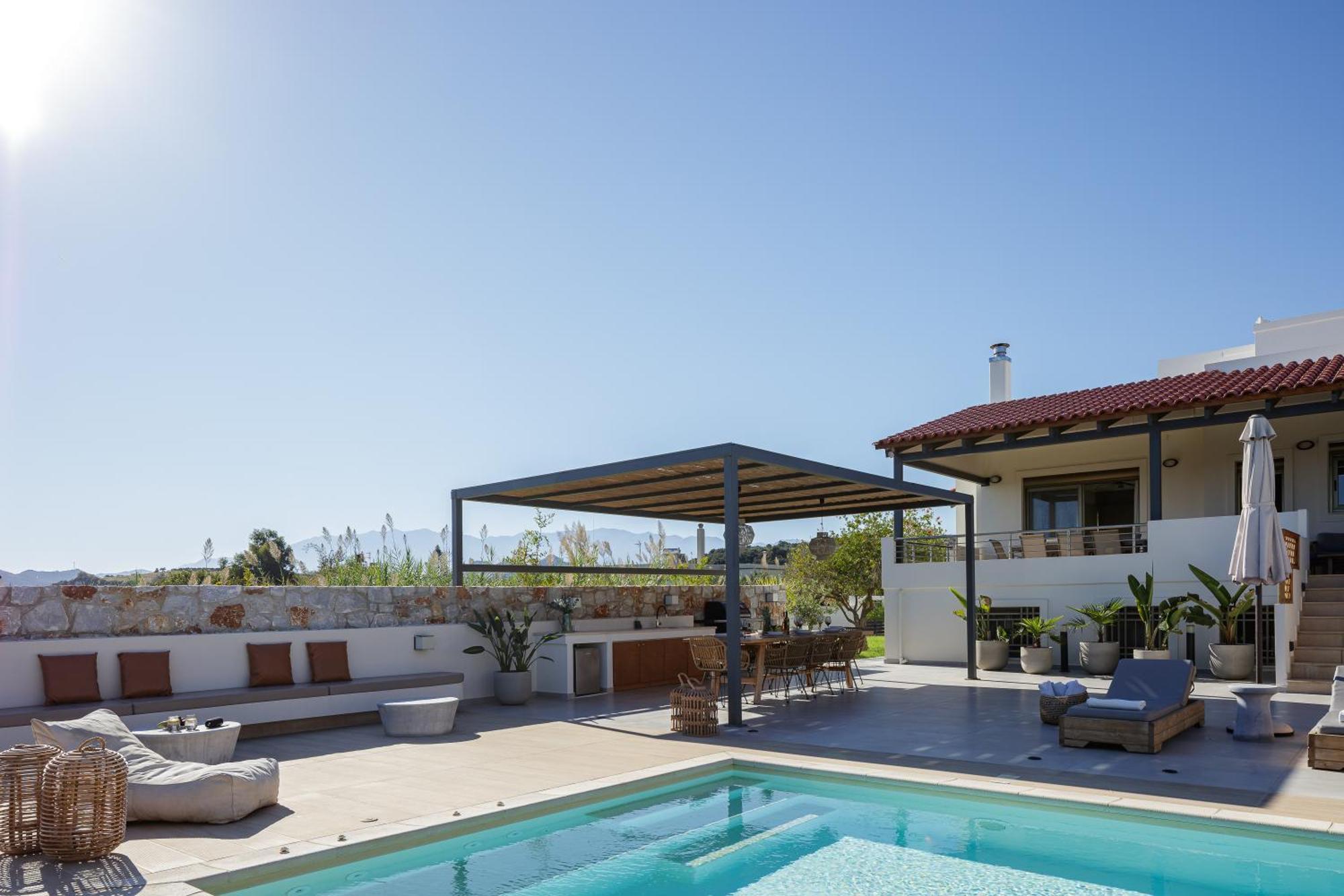 Quiet Aviana,garden, Heated Pool,bbq,jacuzzi *