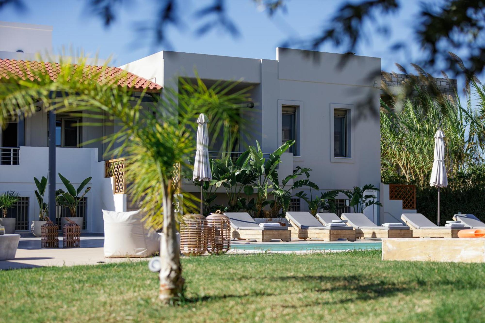 Quiet Aviana,garden, Heated Pool,bbq,jacuzzi Villa *