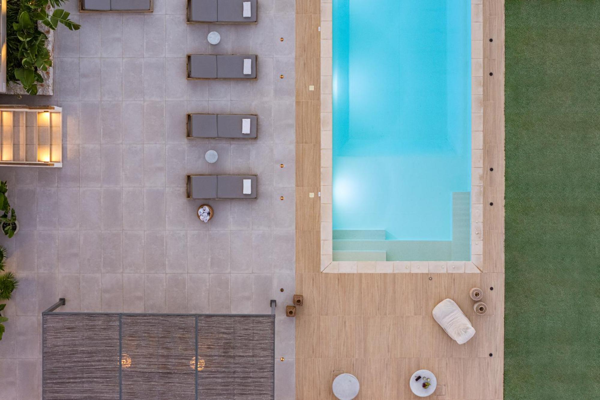 Quiet Aviana,garden, Heated Pool,bbq,jacuzzi *