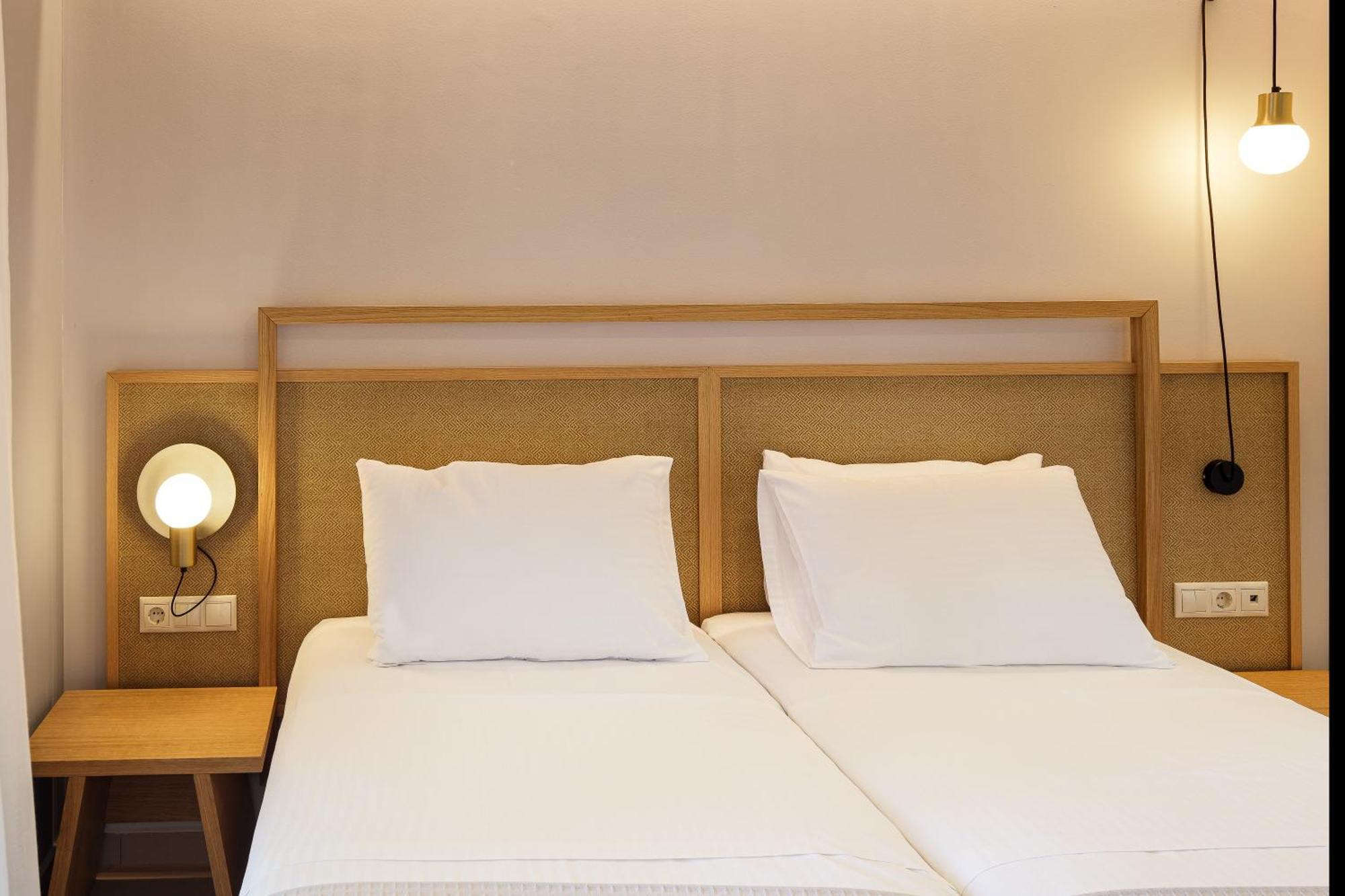 Quiet Aviana,garden, Heated Pool,bbq,jacuzzi Villa