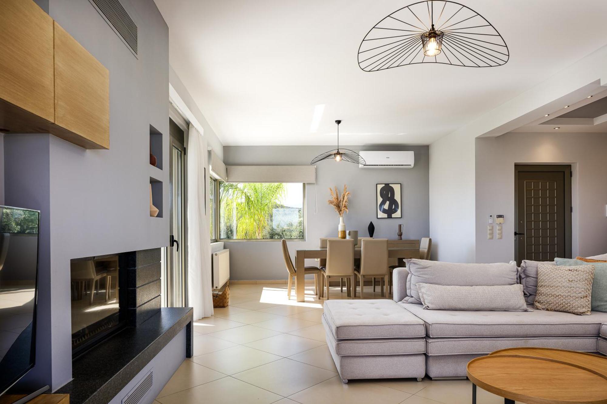 Quiet Aviana,garden, Heated Pool,bbq,jacuzzi