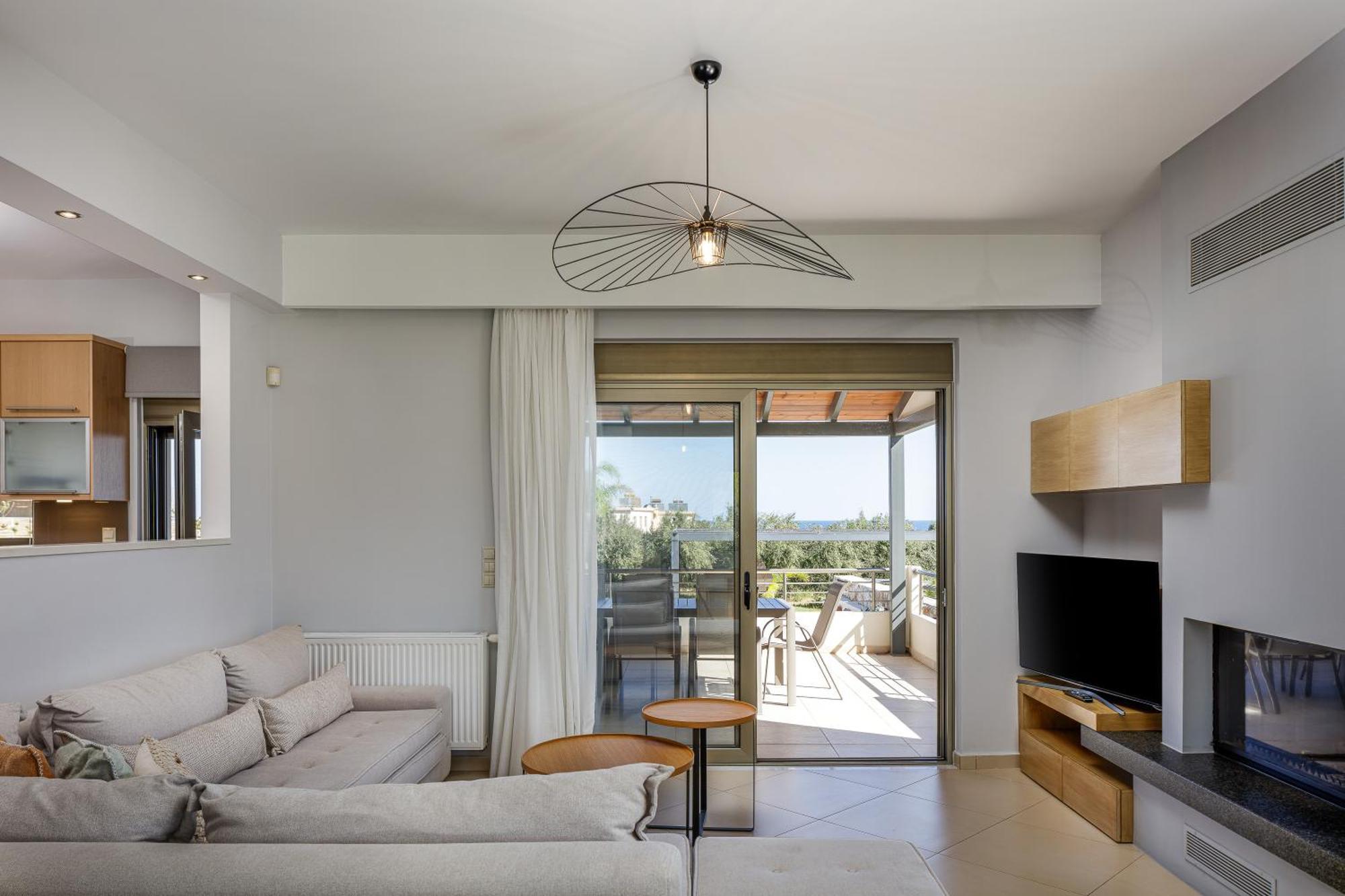 Quiet Aviana,garden, Heated Pool,bbq,jacuzzi Villa