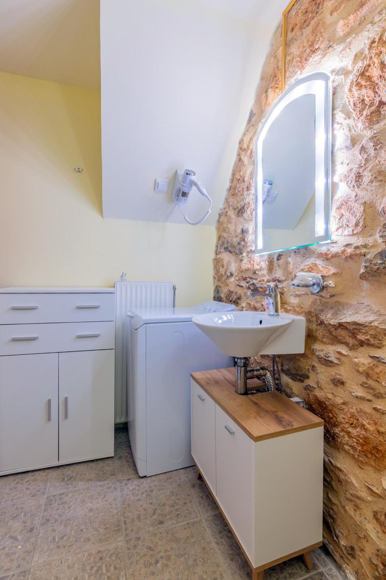 Apartment Thrapsano House With Private Pool By Hospi Heraklion (Crete)