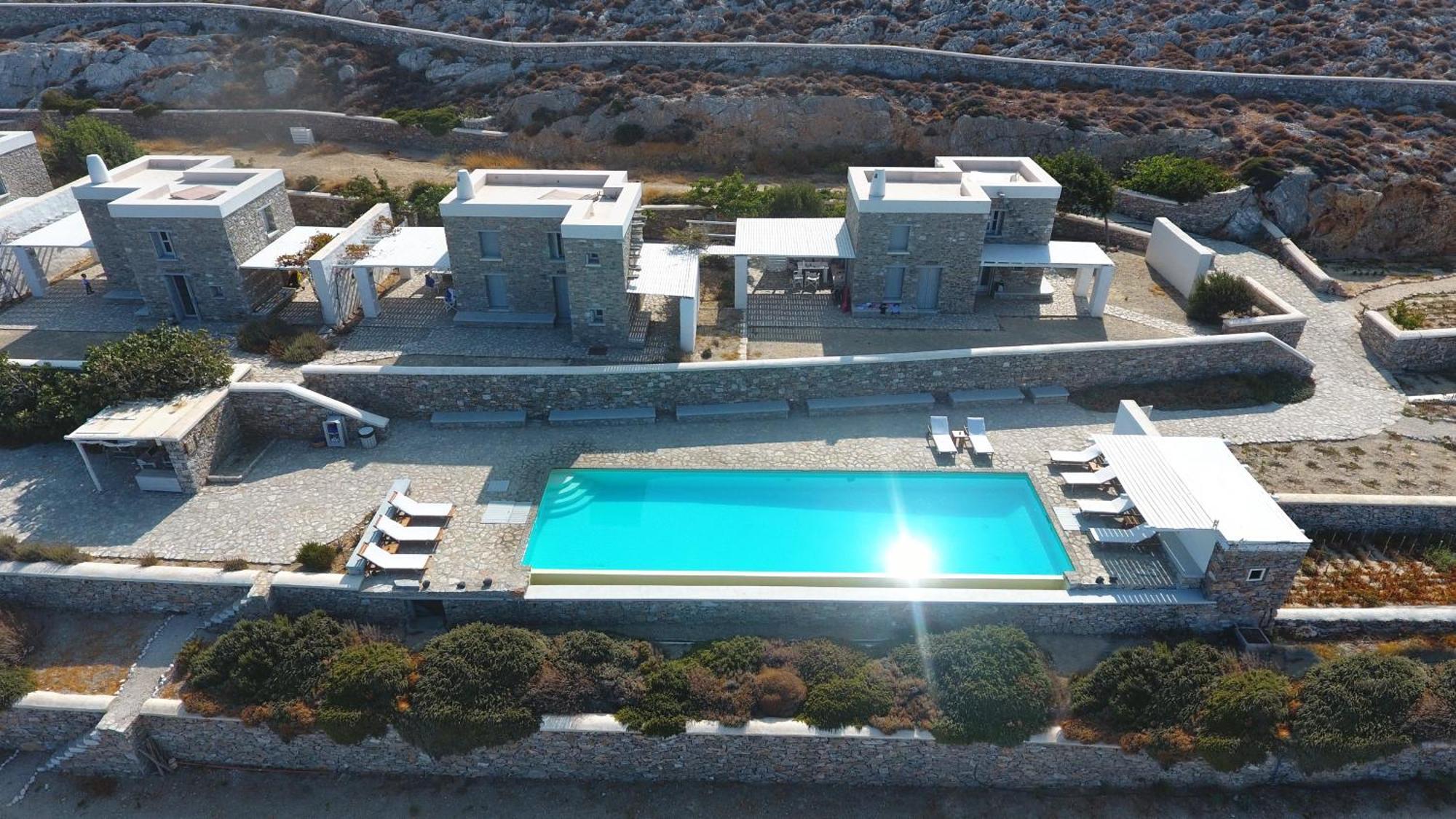 Villa Folegandros Villas *
