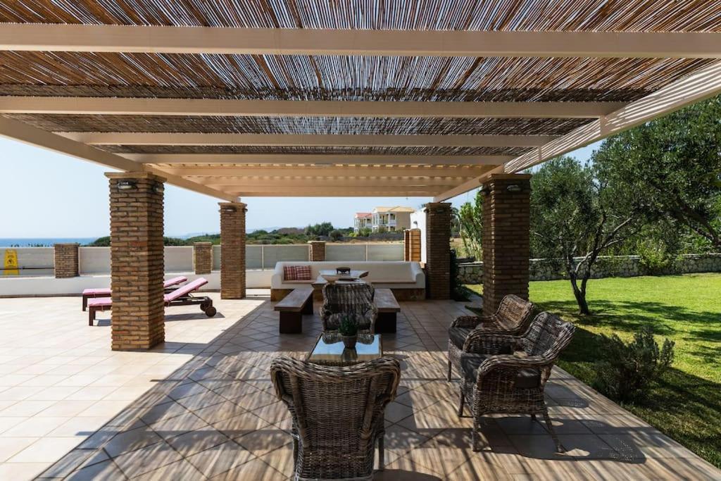 Vinaria Litoa Villa Minia