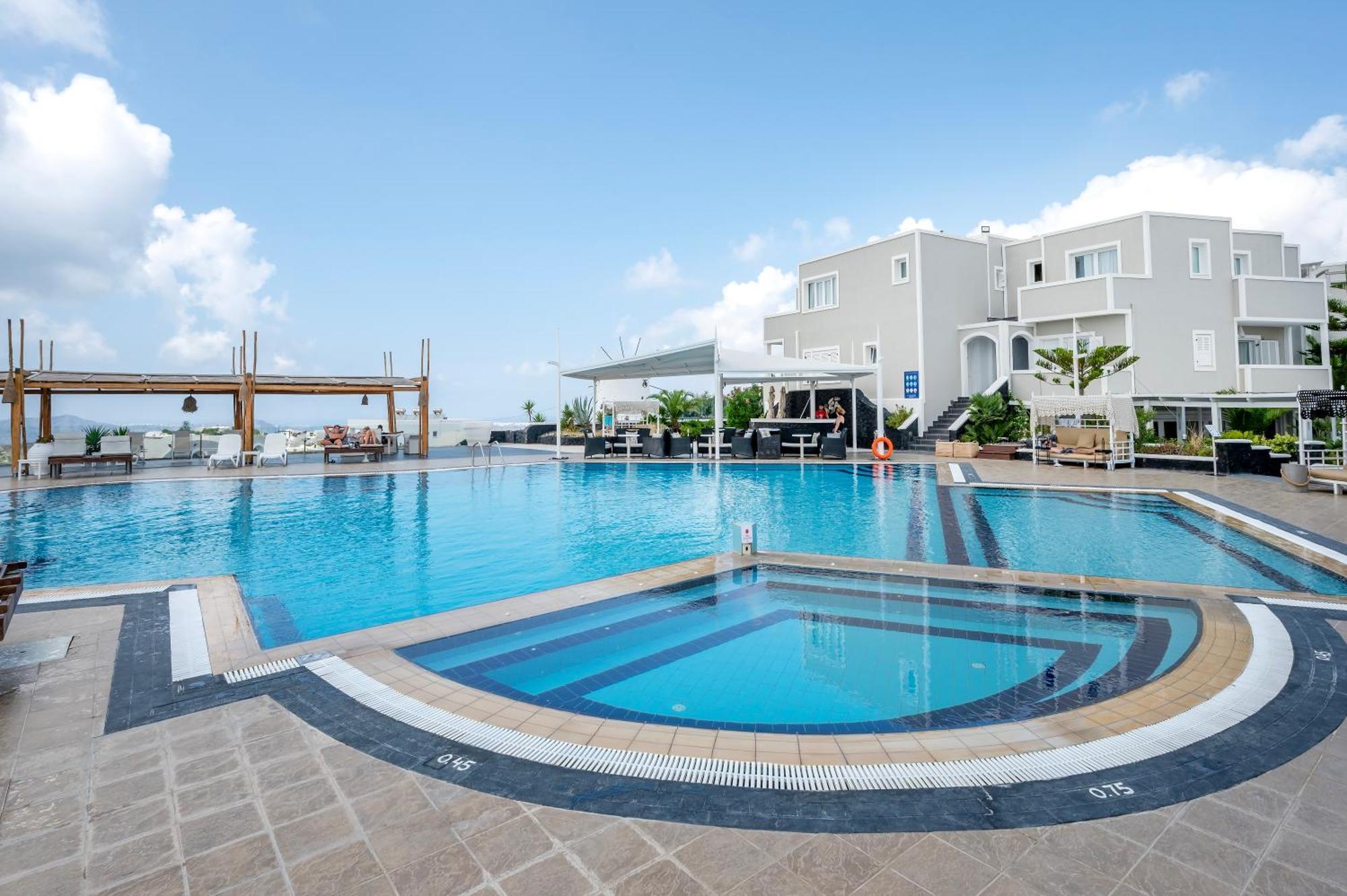 Orizontes Santorini Hotel 4*