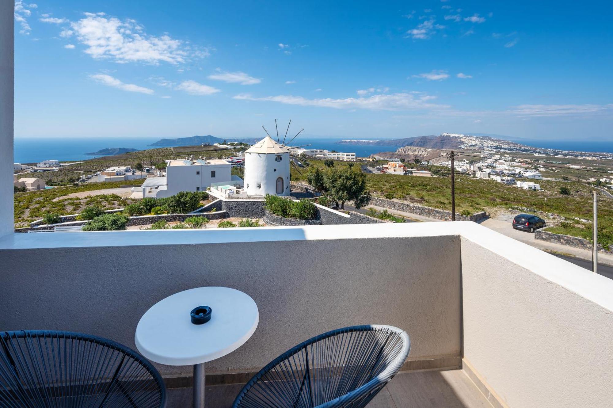 Orizontes Santorini Hotel 4*