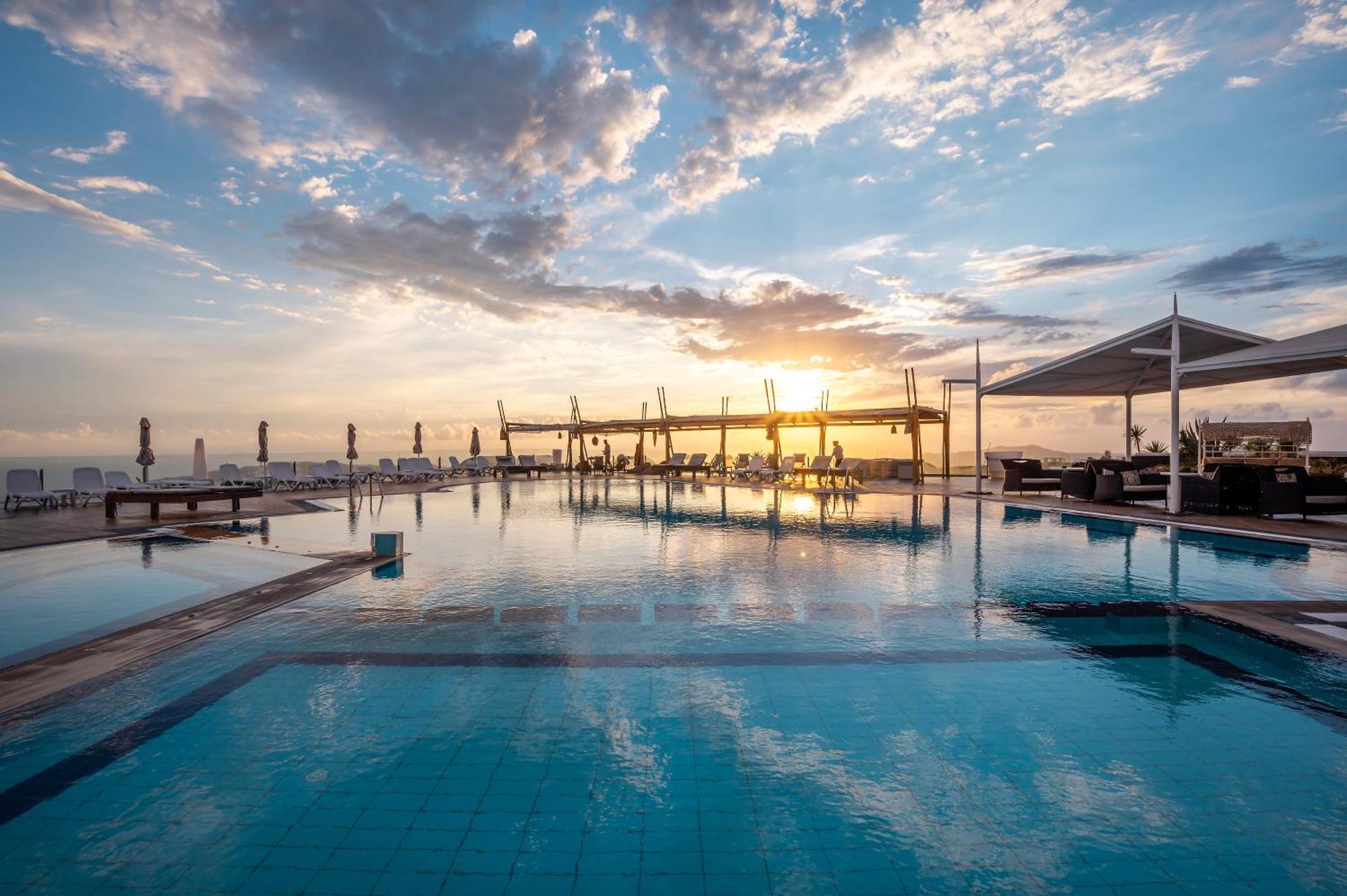 Hotel Orizontes Santorini Pyrgos Kallistis