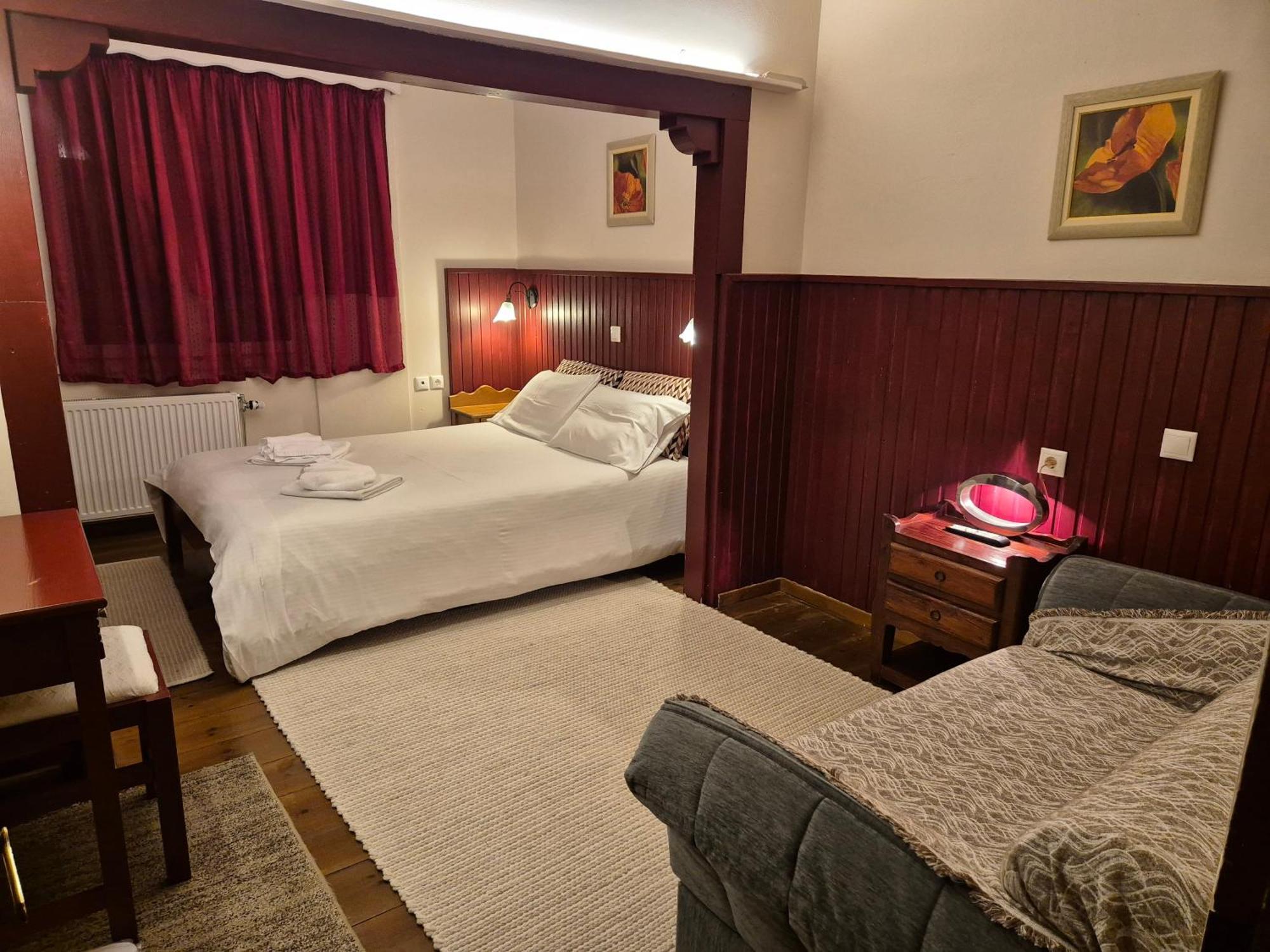 Mavrodimos Guest house 2*