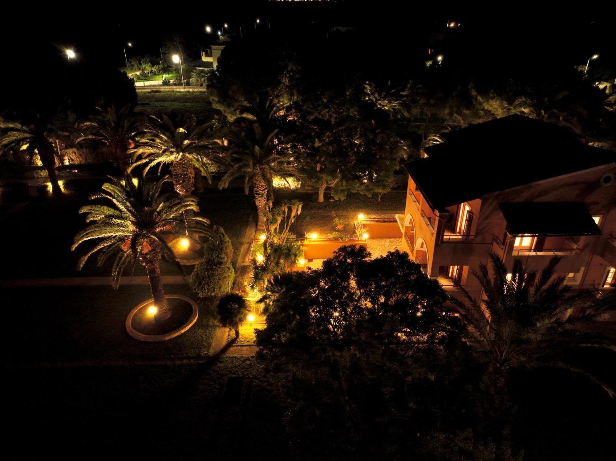 Pami Apartment Almiros Beach