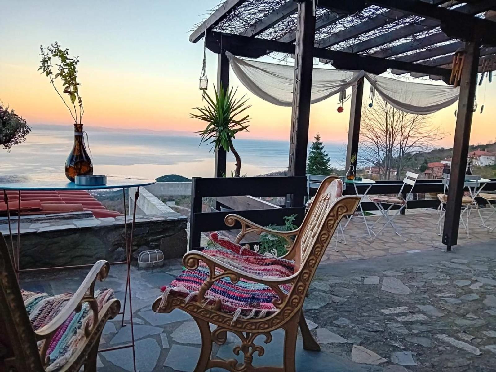 Traditional Erato Guest house Palaios Panteleimonas