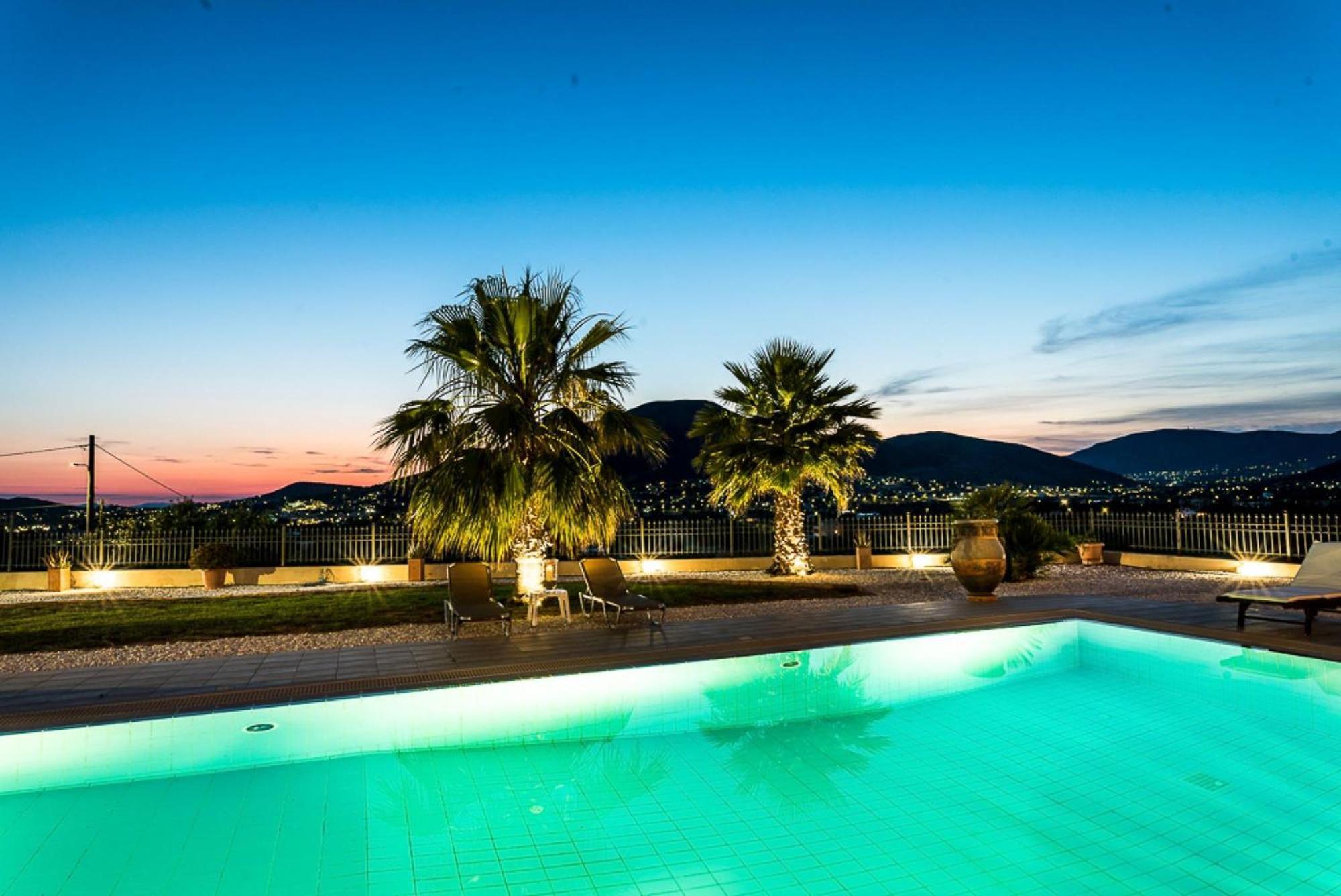 East Coast Mansion * Palaia Fokaia