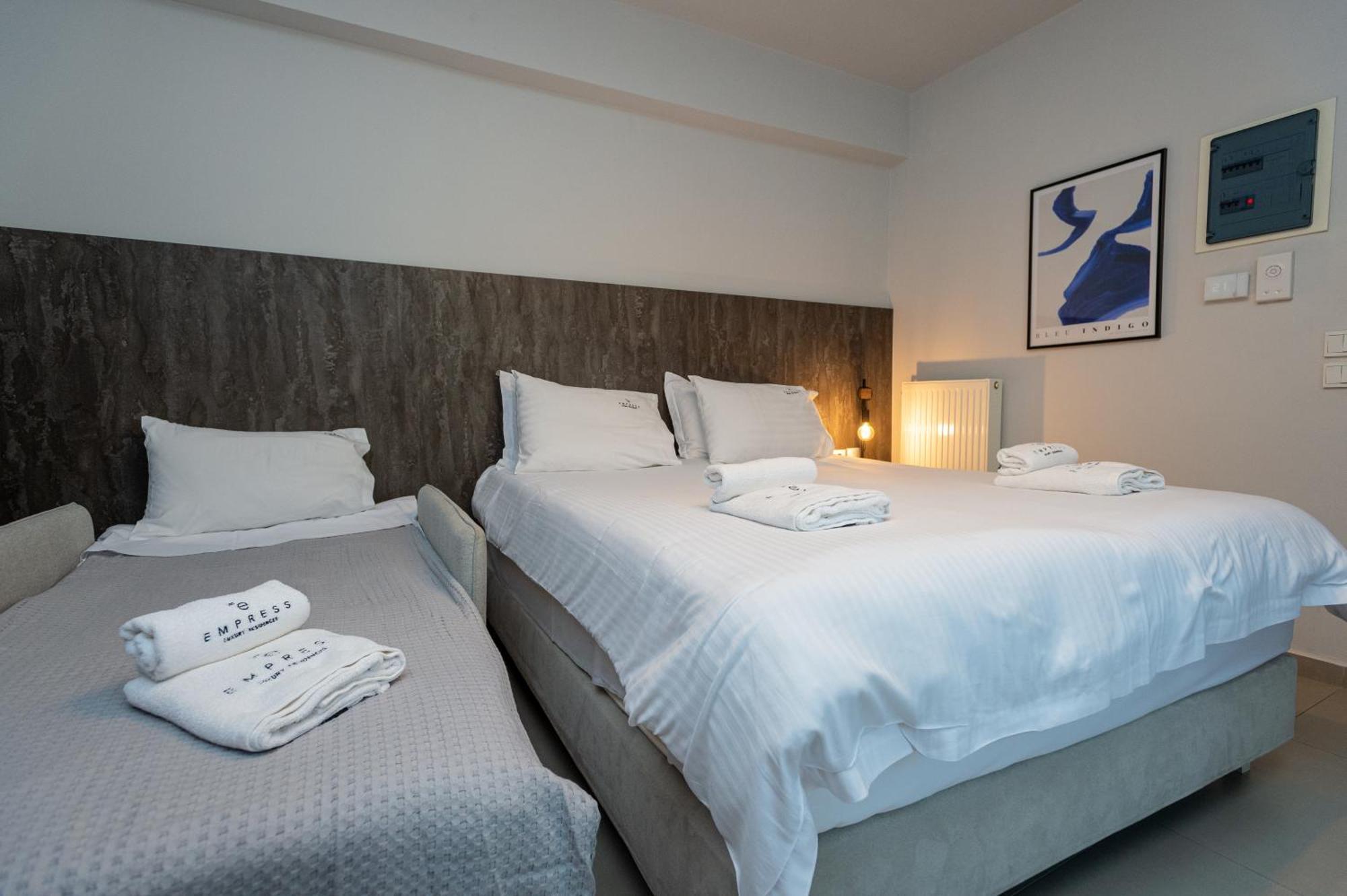Aparthotel Empress Luxury Residences 3*