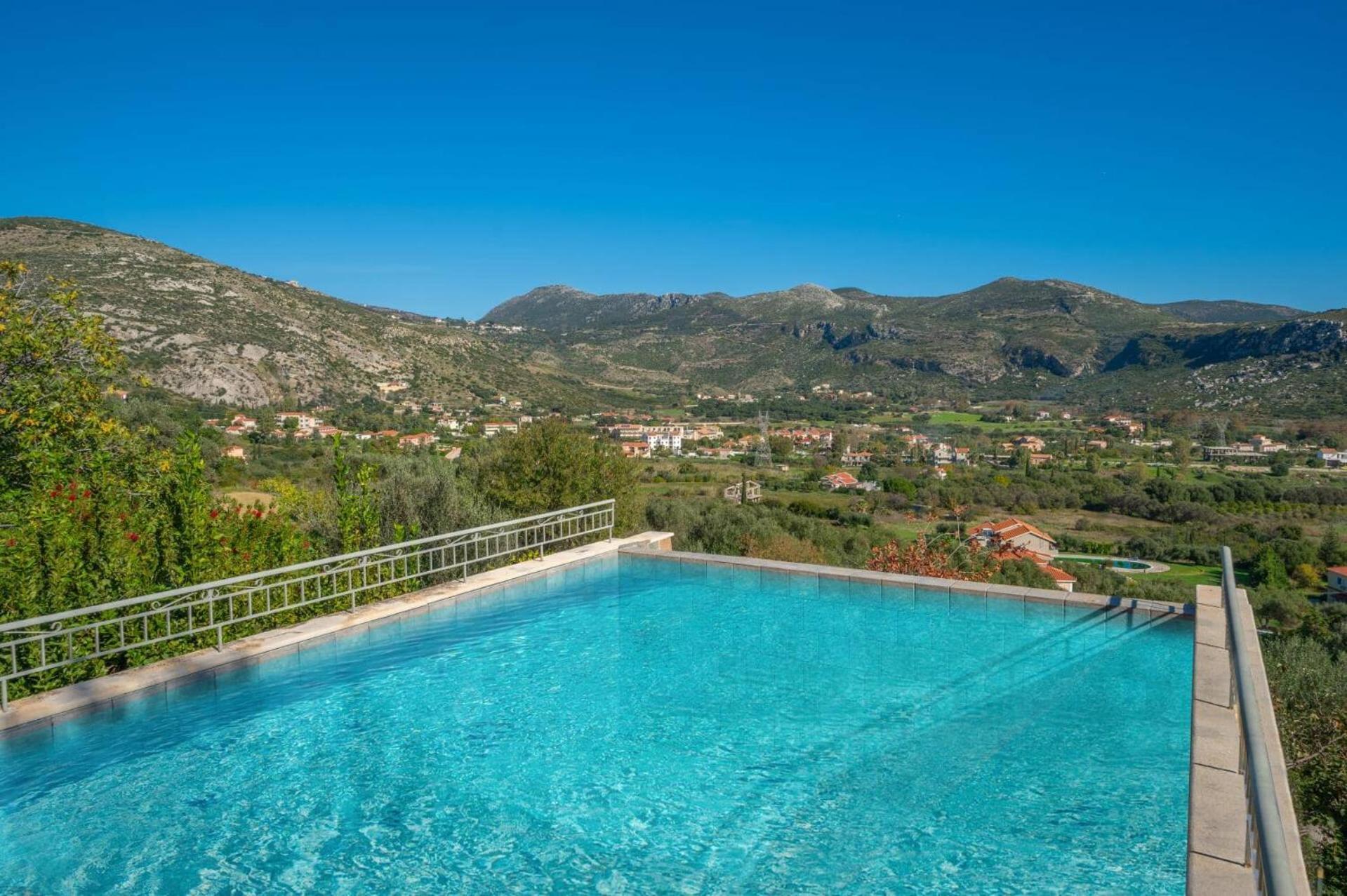 Villa Bay View By Katelios