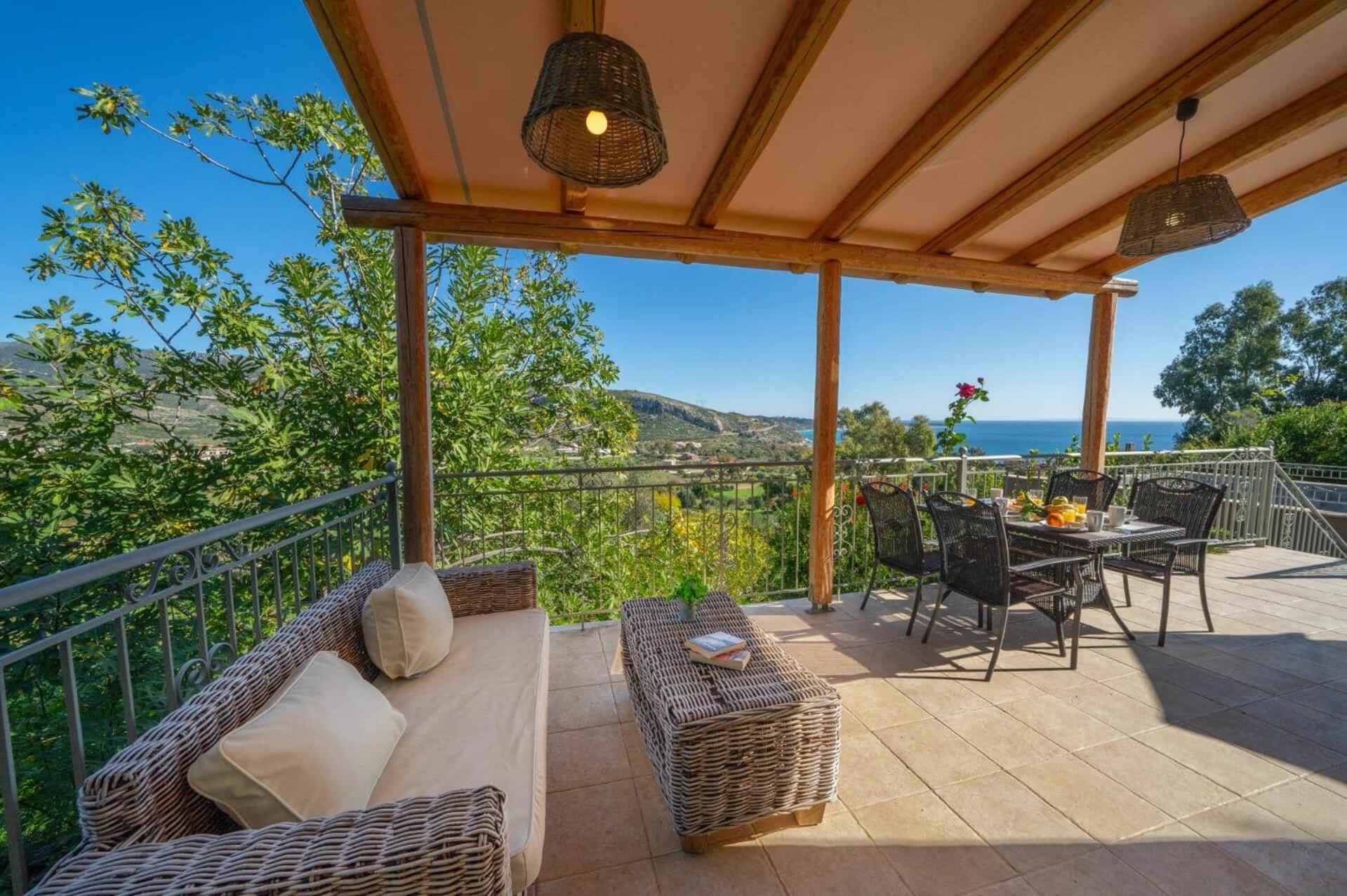 Bay View By Villa