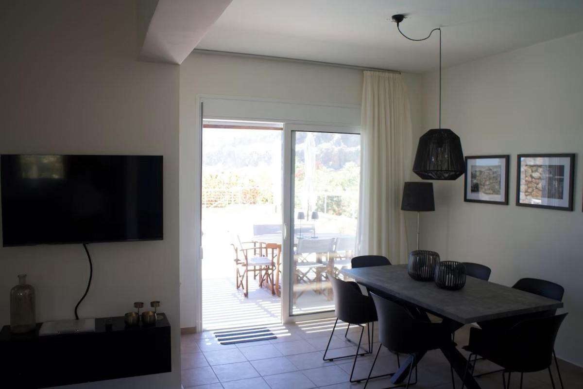 Villa Mare Di Levante With Private Pool