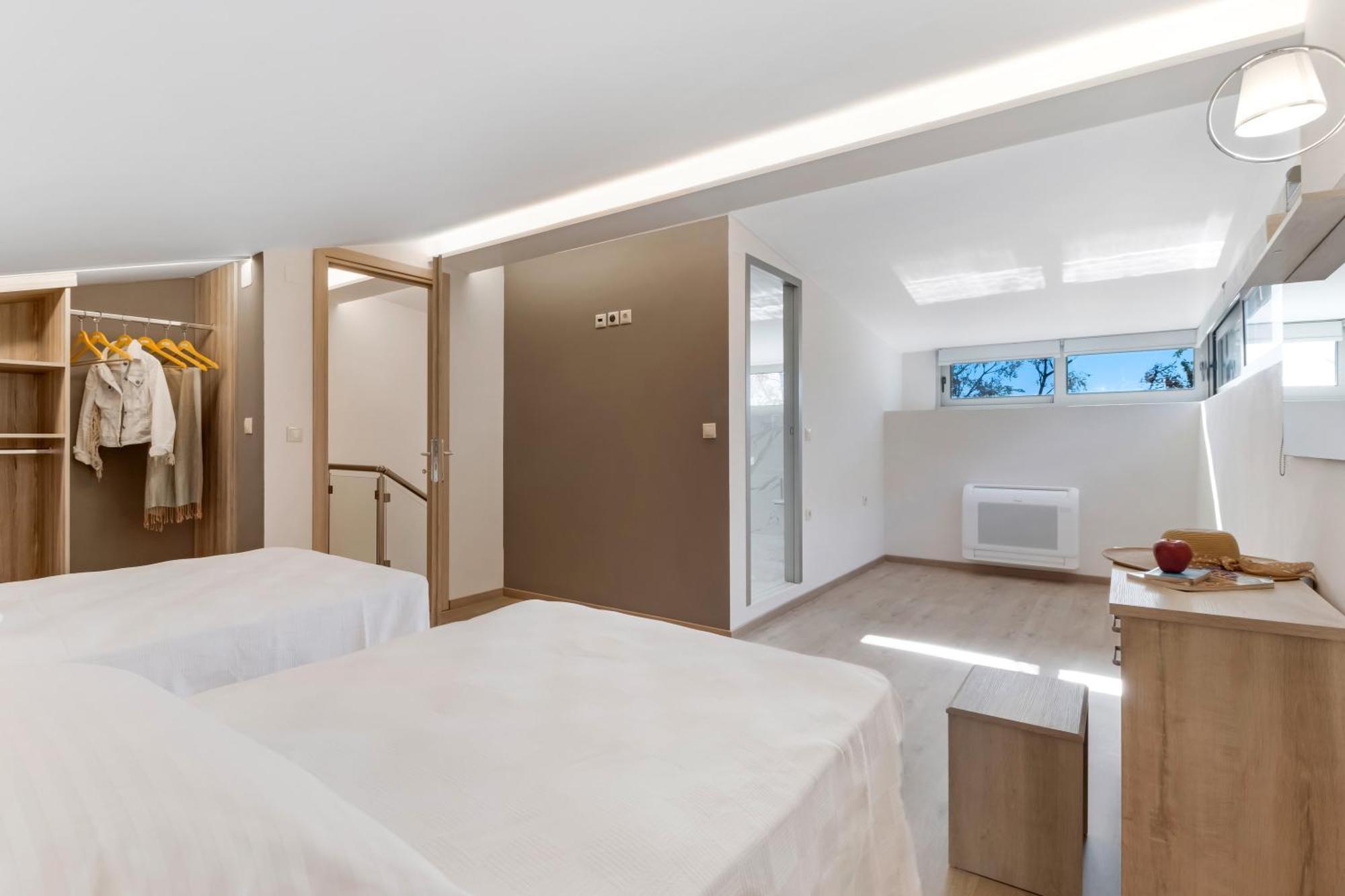 Brand New Exclusive Lefkada