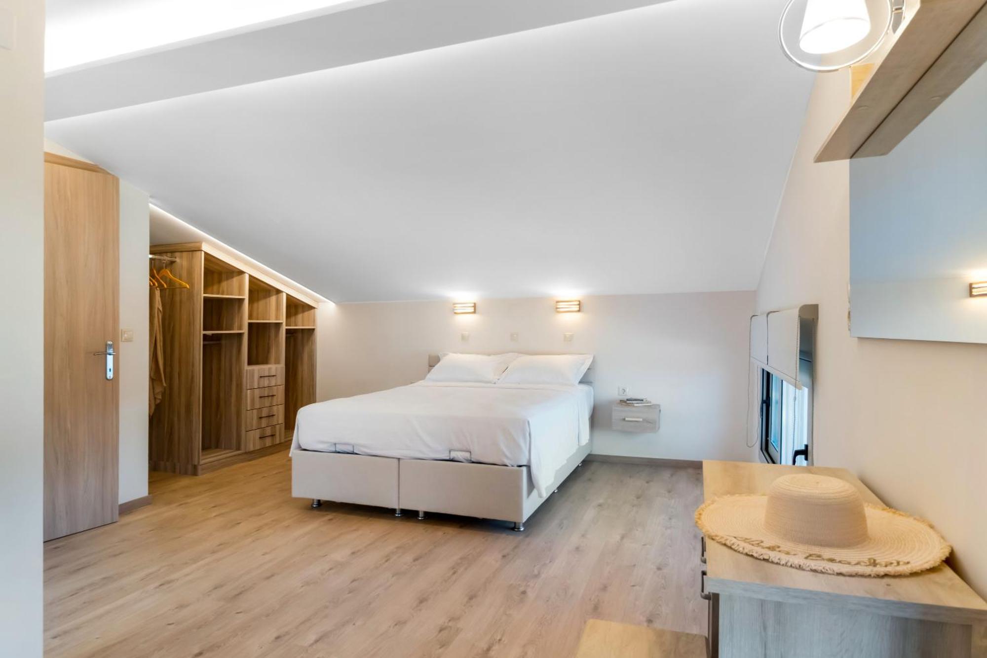 Brand New Exclusive Lefkada Nikiana