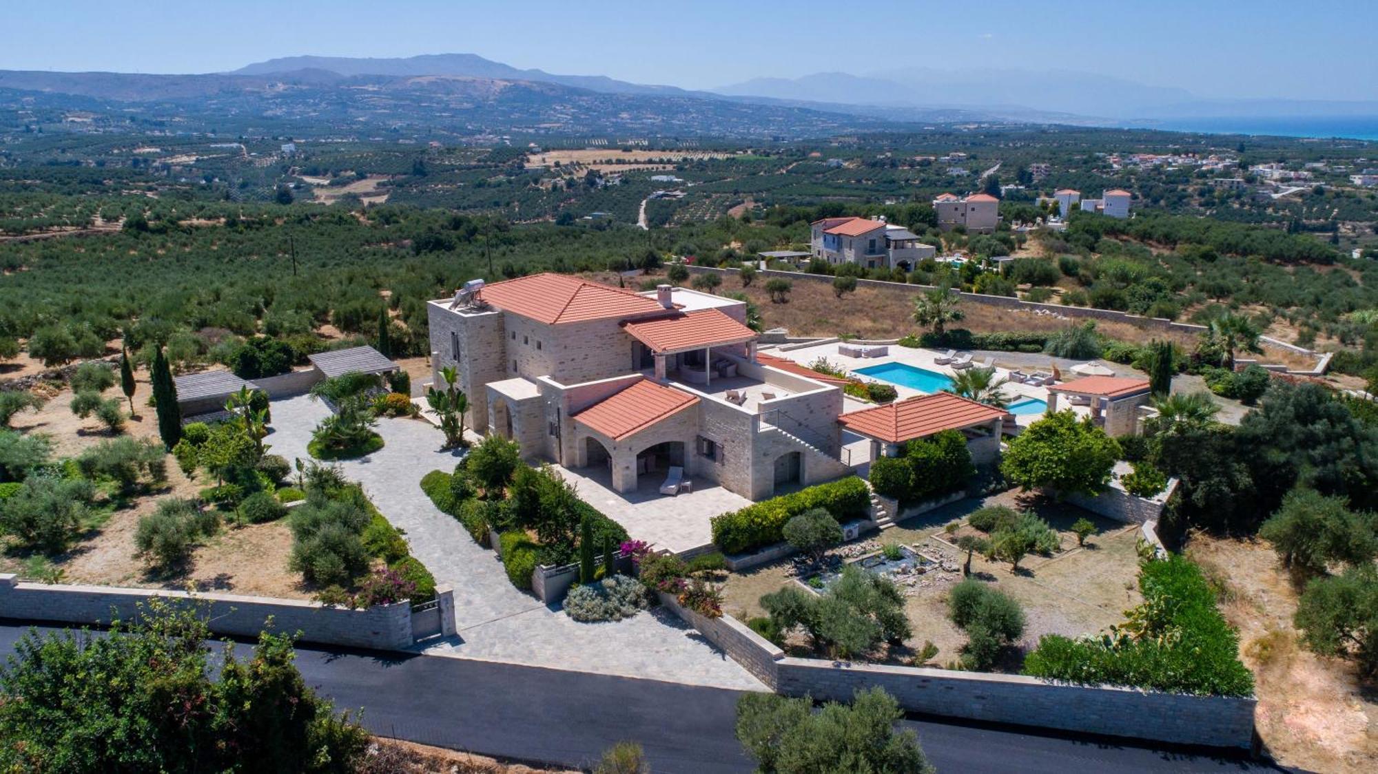 Elia, By Hellocrete Villa Asterion