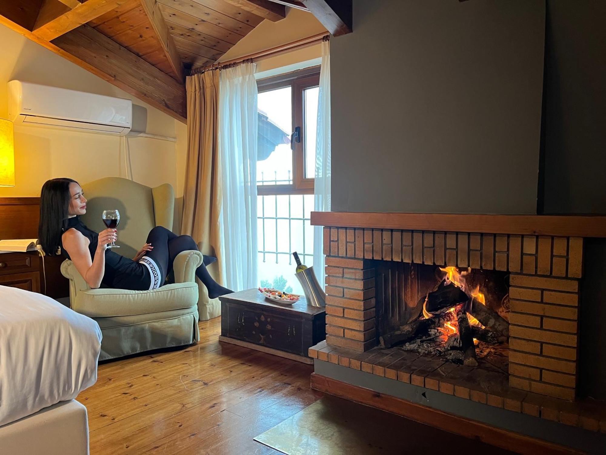 Hotel Anemolia Mountain