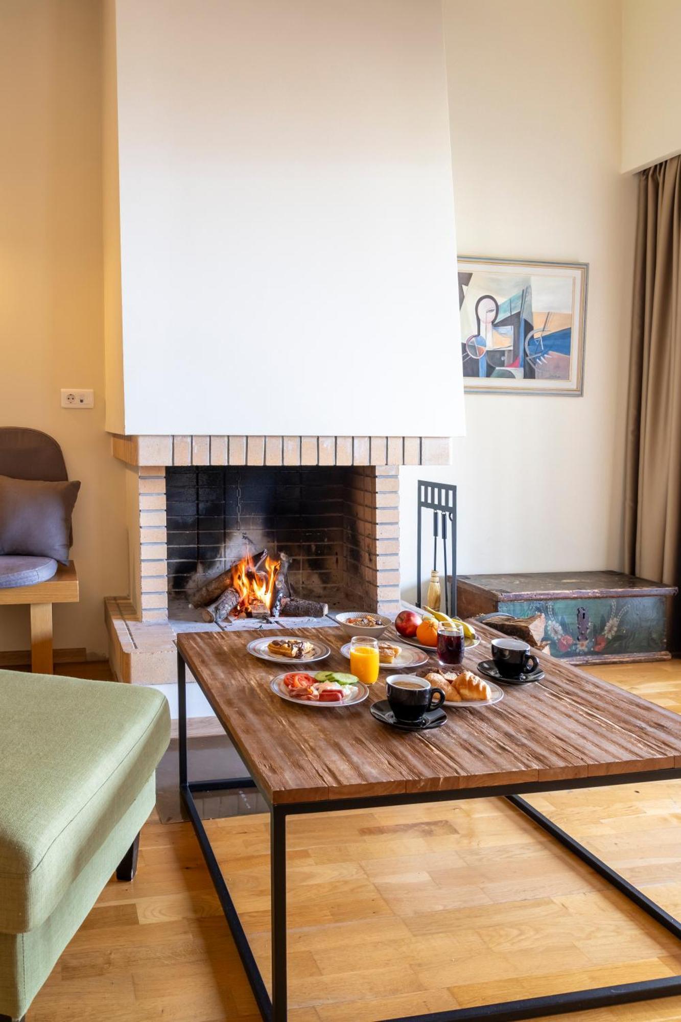 Anemolia Mountain Hotel