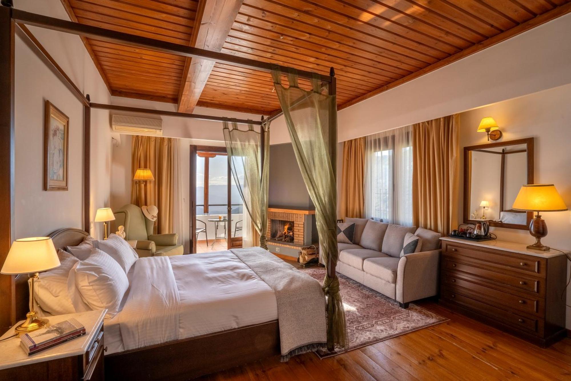 Hotel Anemolia Mountain 4*