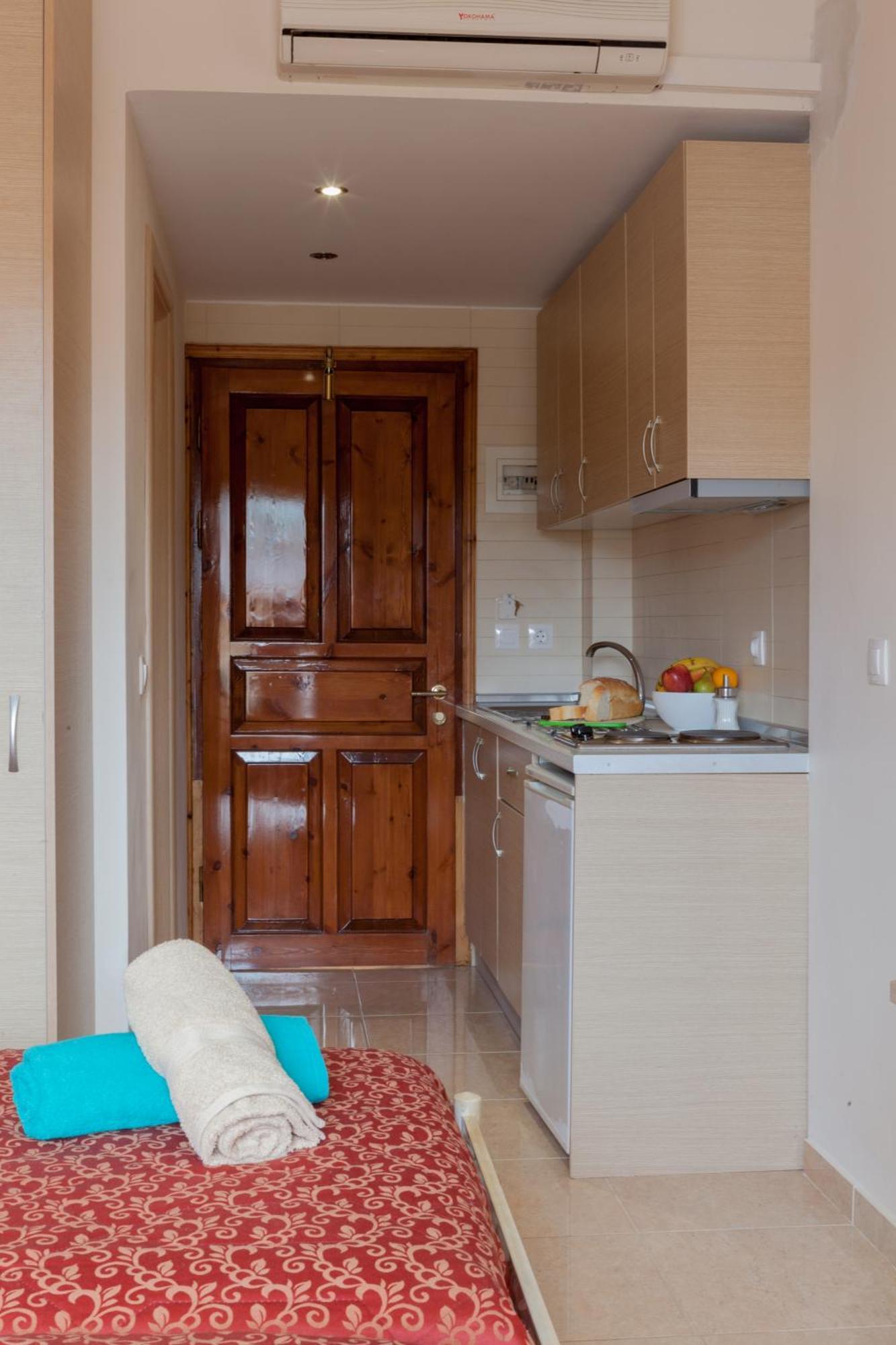 Marietta's By Konnect, Corfu Apartment