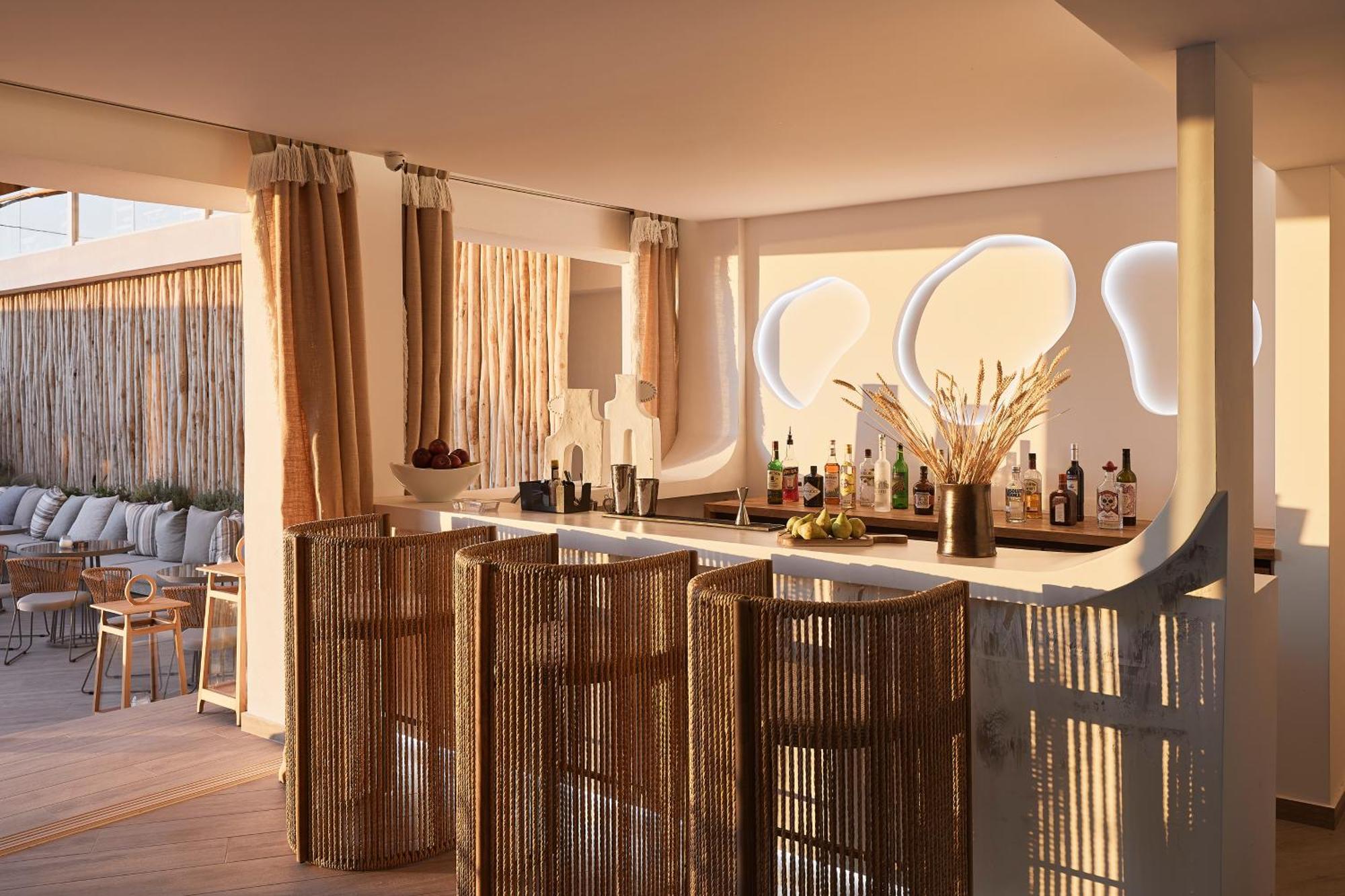 Kythnos Bay 3*