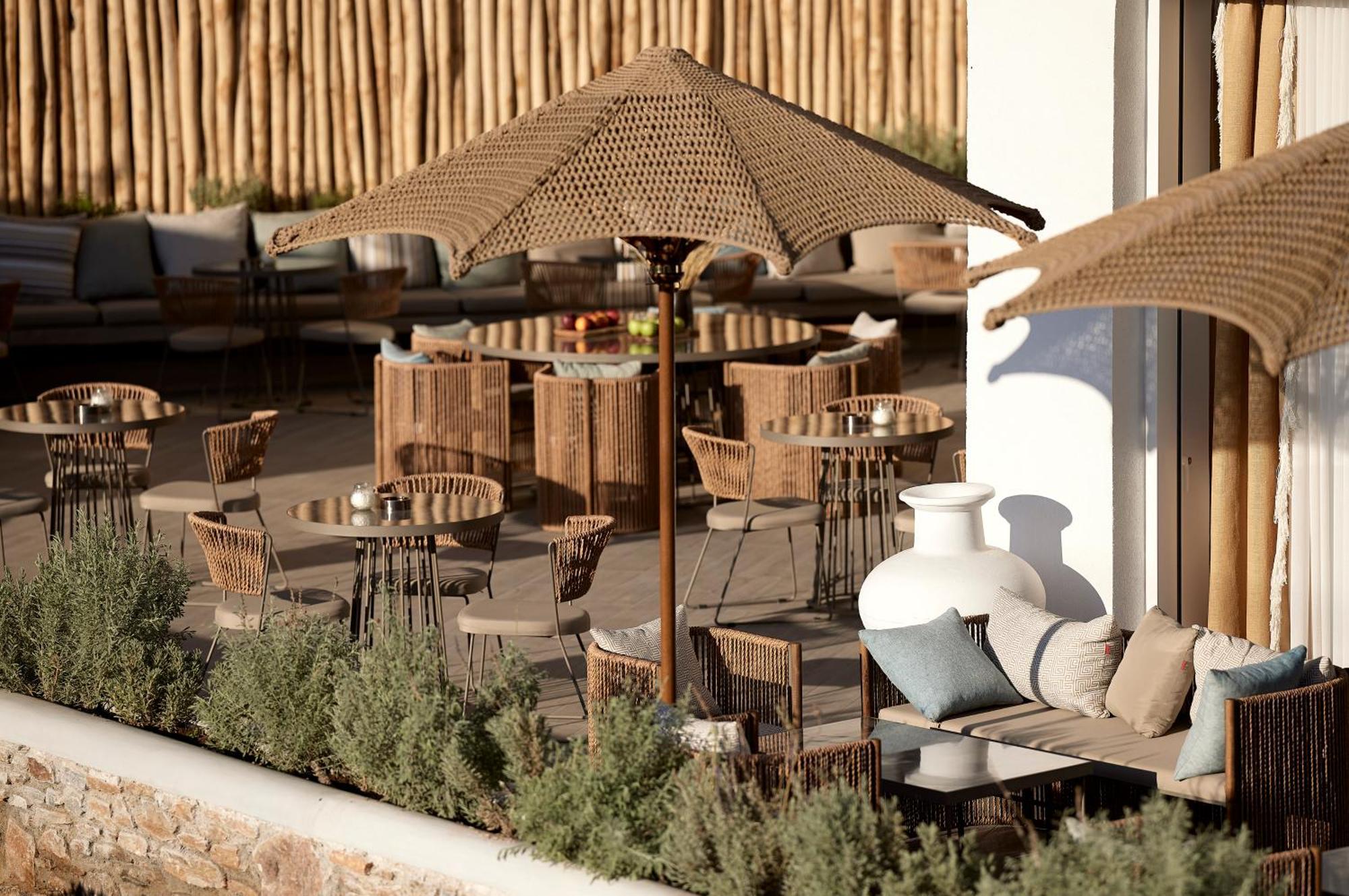 Hotel Kythnos Bay 3*