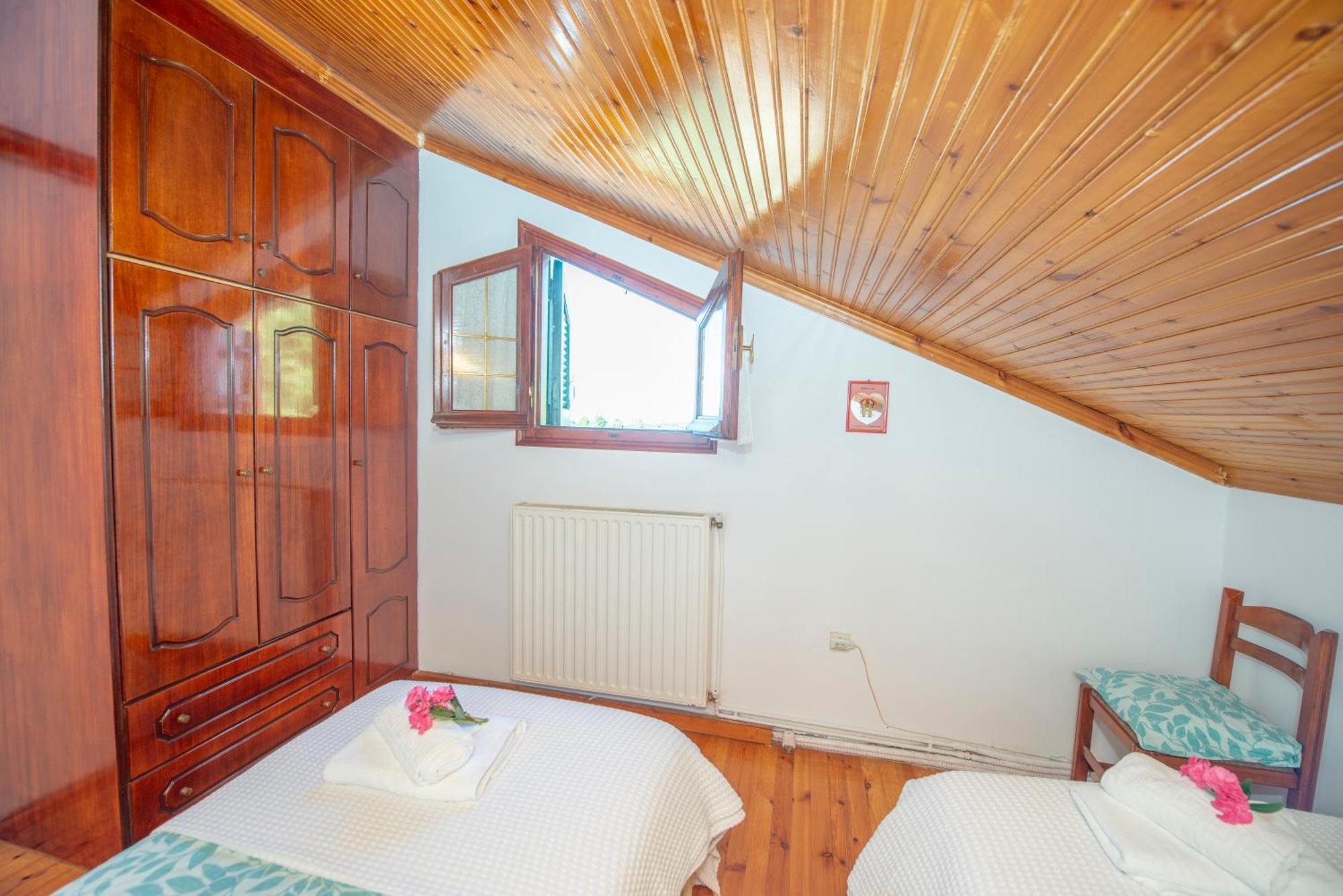 Eleni Peritheia By Corfuescapes Agios Spyridon (Corfu)