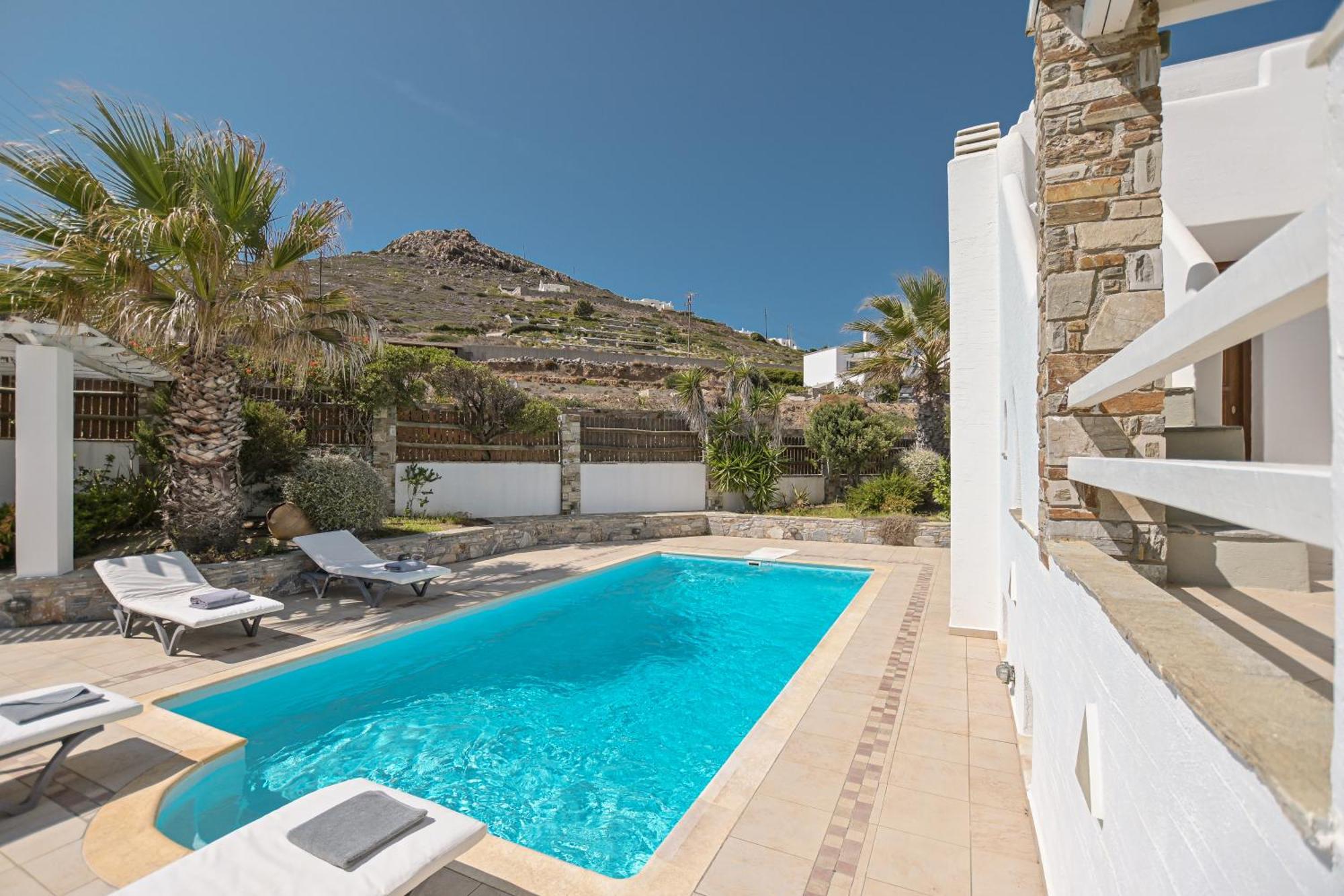 4 Bedroom Valerie With Private Swimming Pool Villa Stelida (Naxos)