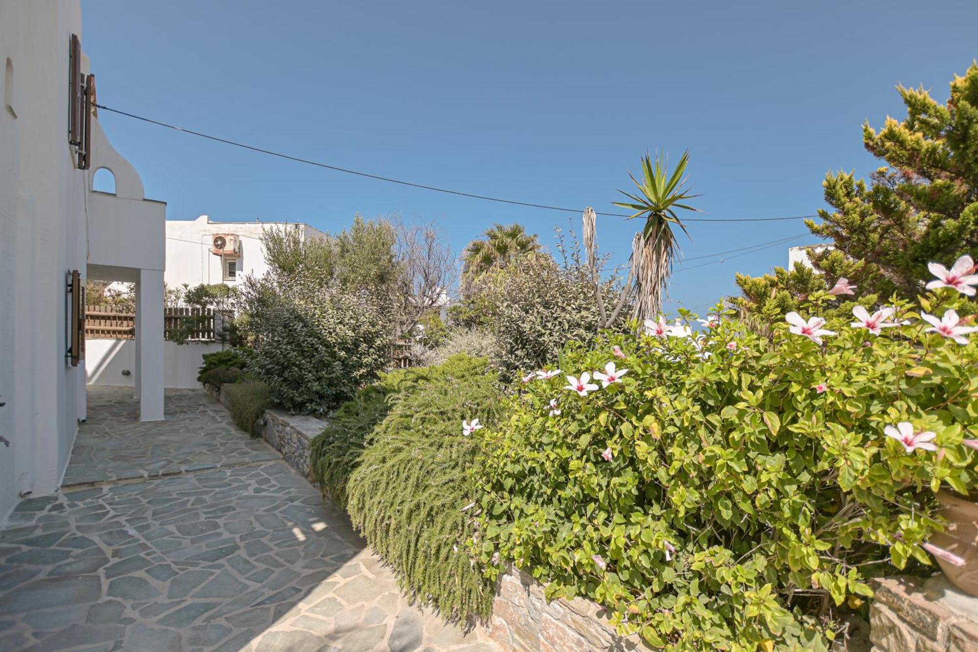 4 Bedroom Valerie With Private Swimming Pool