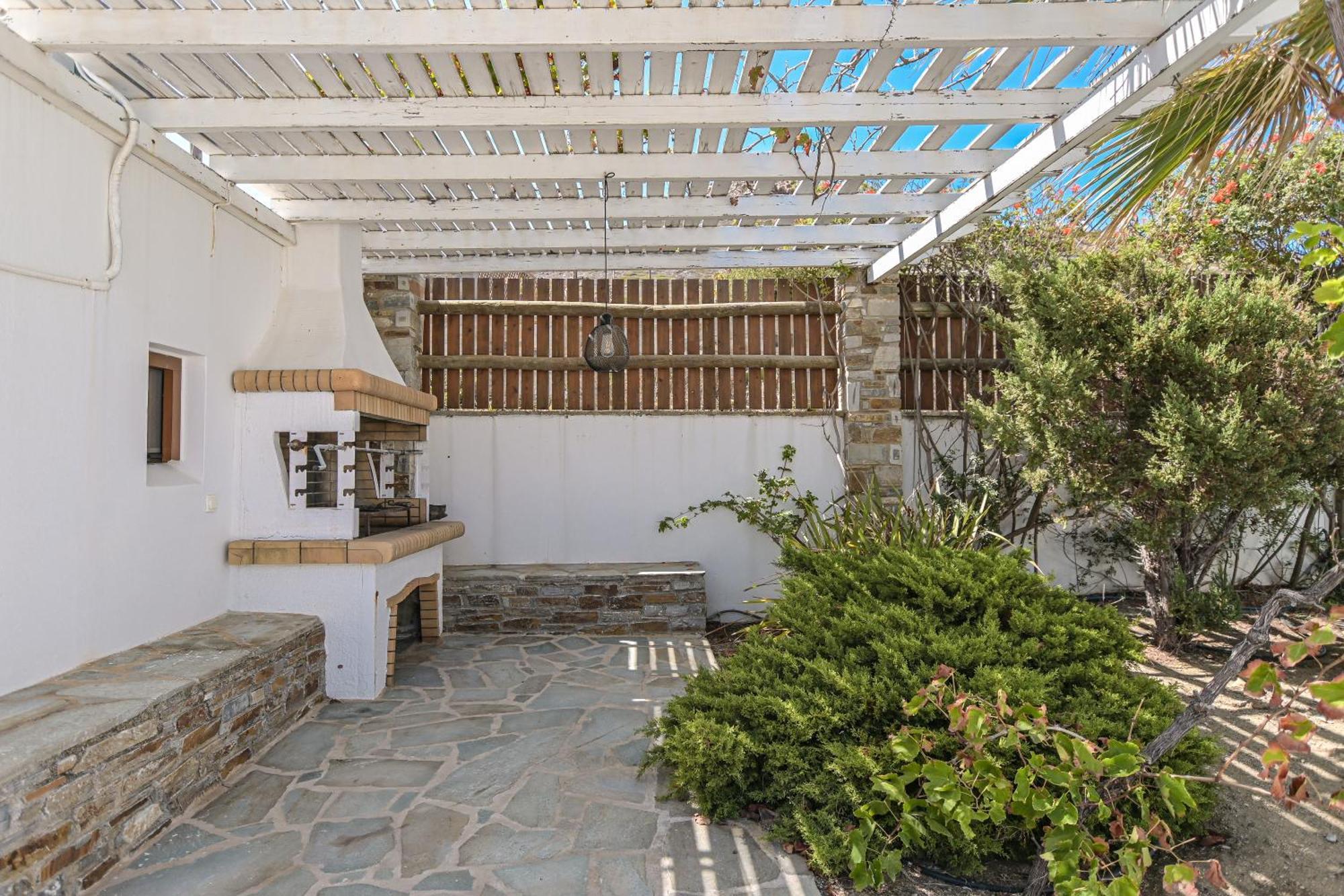 Villa 4 Bedroom Valerie With Private Swimming Pool *