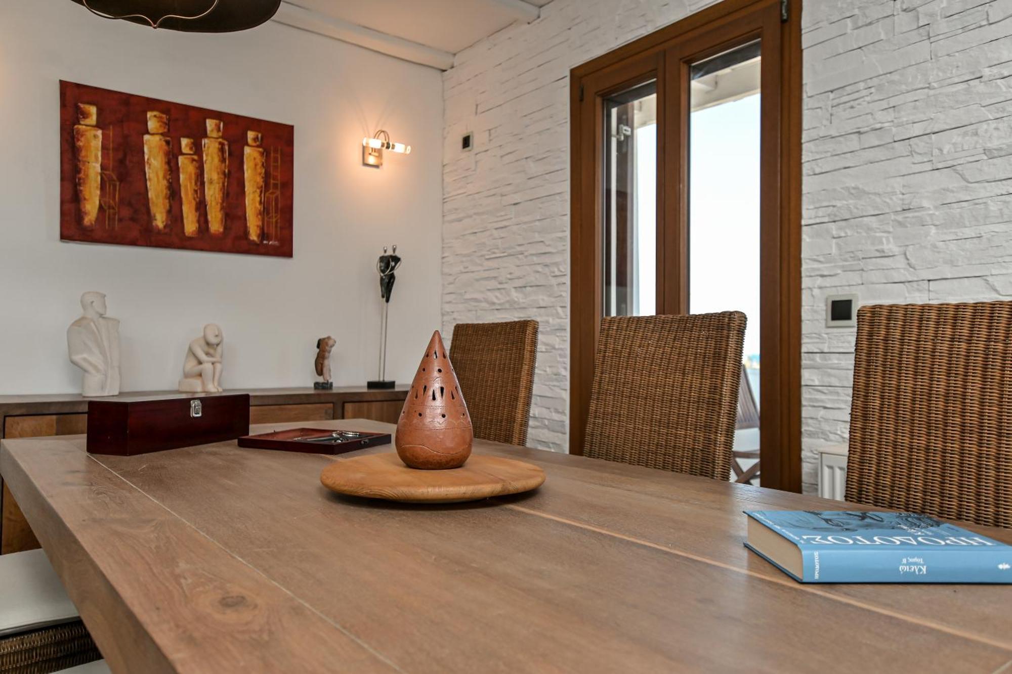 Villa 4 Bedroom Valerie With Private Swimming Pool
