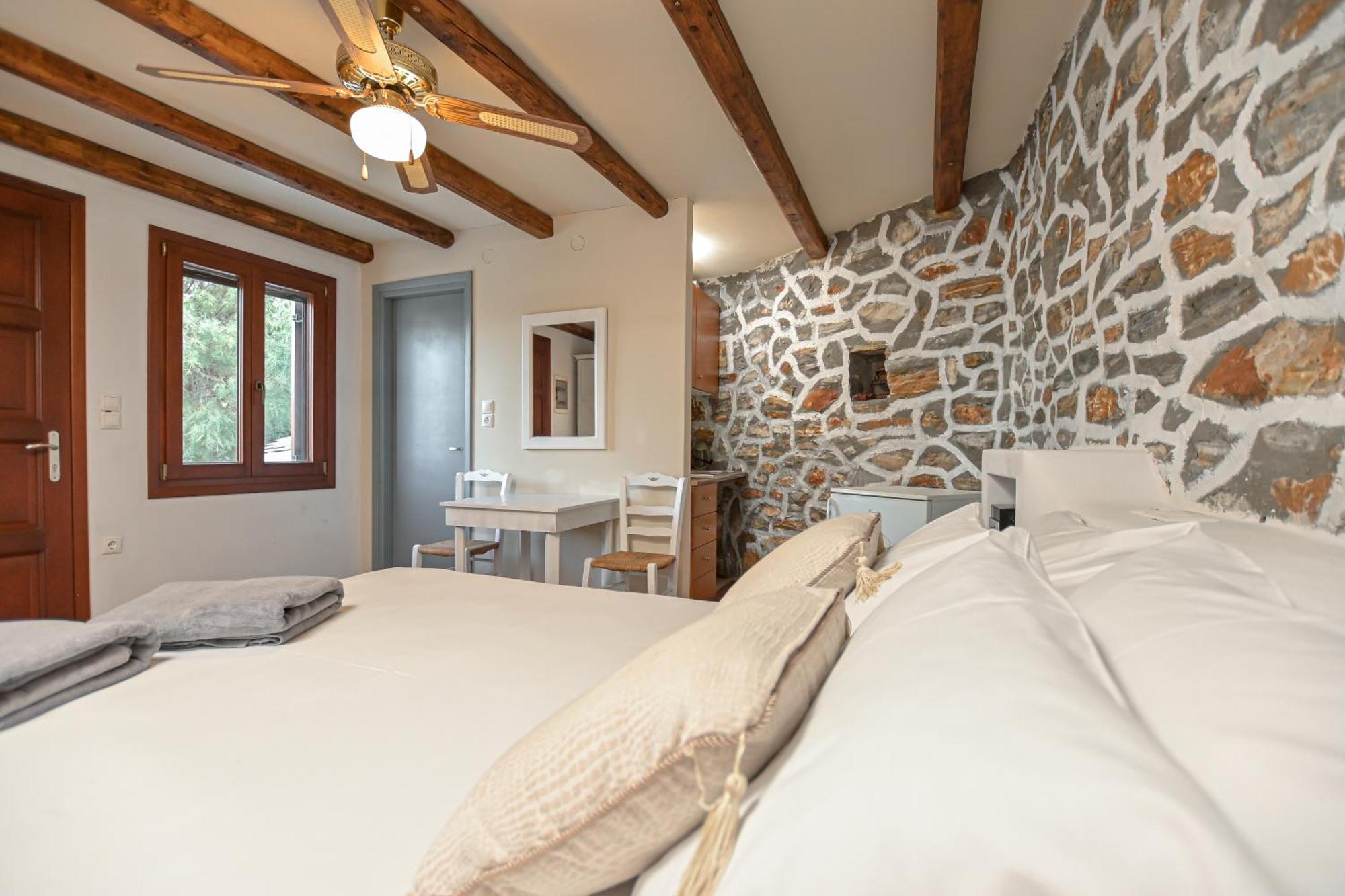 4 Bedroom Valerie With Private Swimming Pool