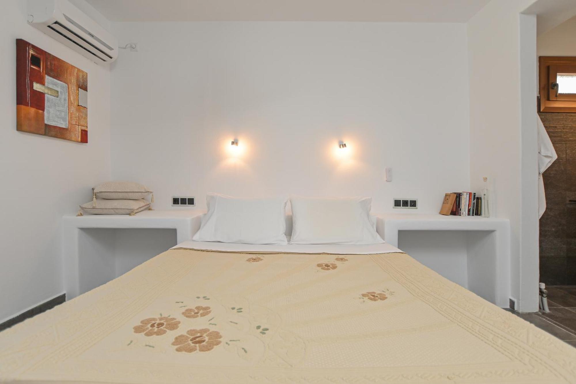 Villa 4 Bedroom Valerie With Private Swimming Pool *