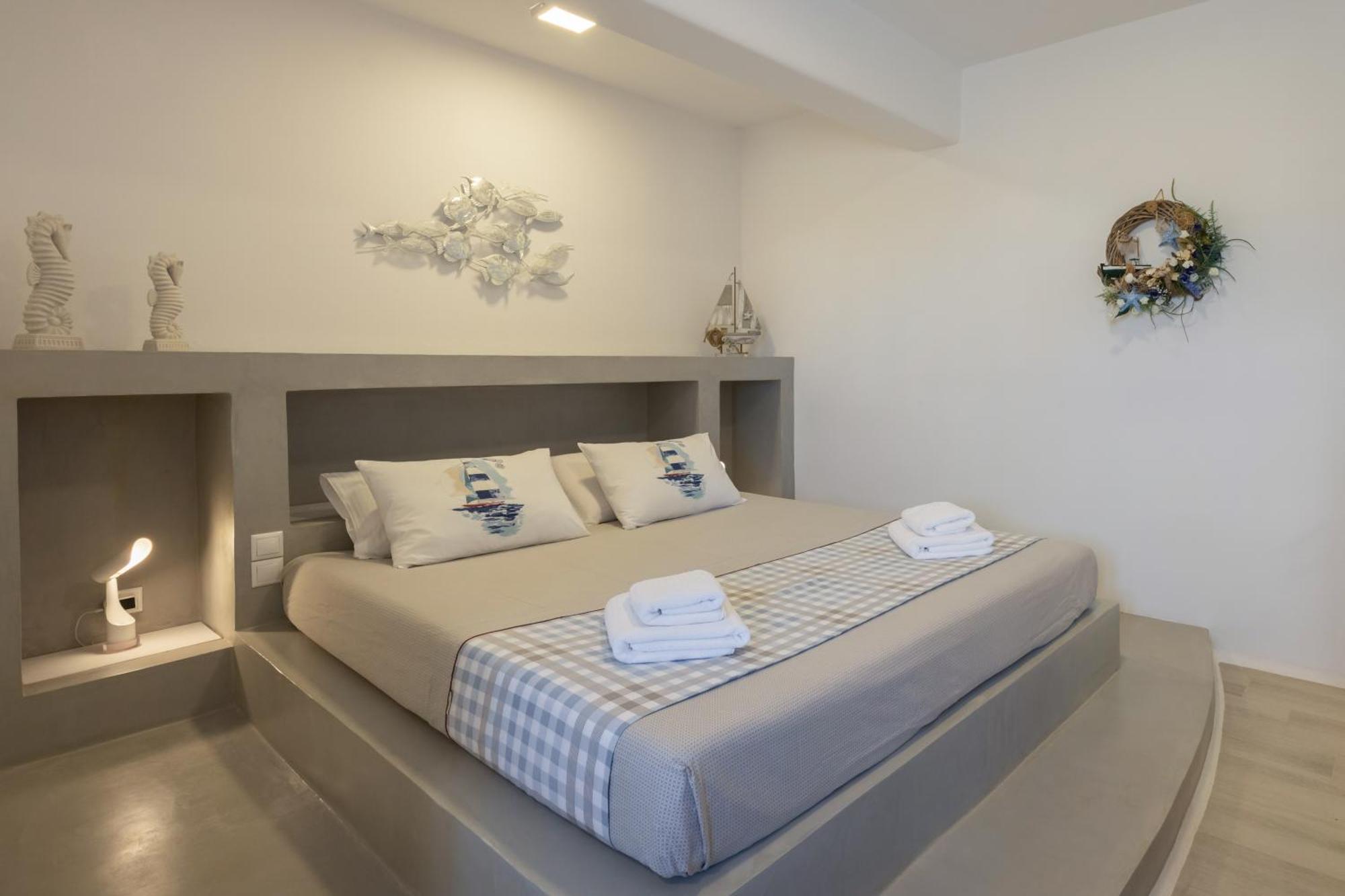 Paros Melodia *