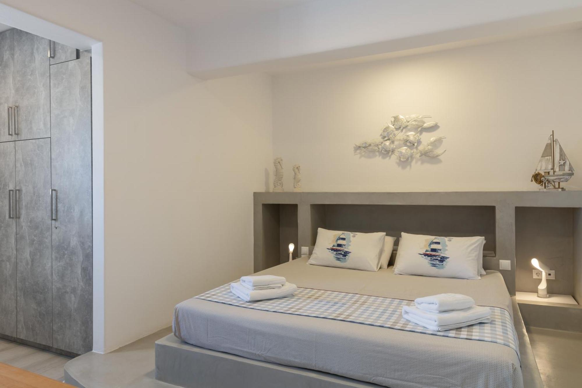 Paros Melodia Logaras