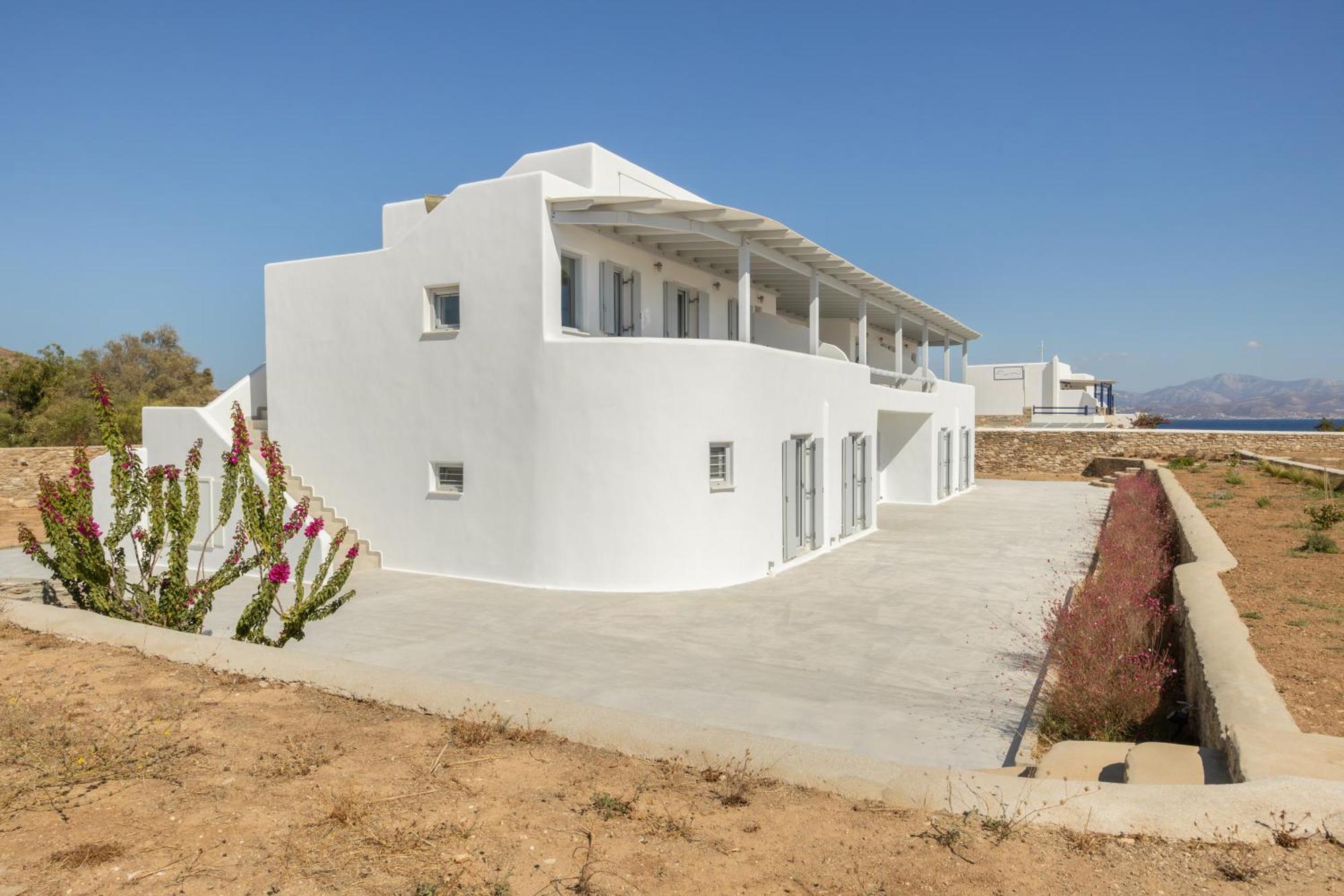 Paros Melodia