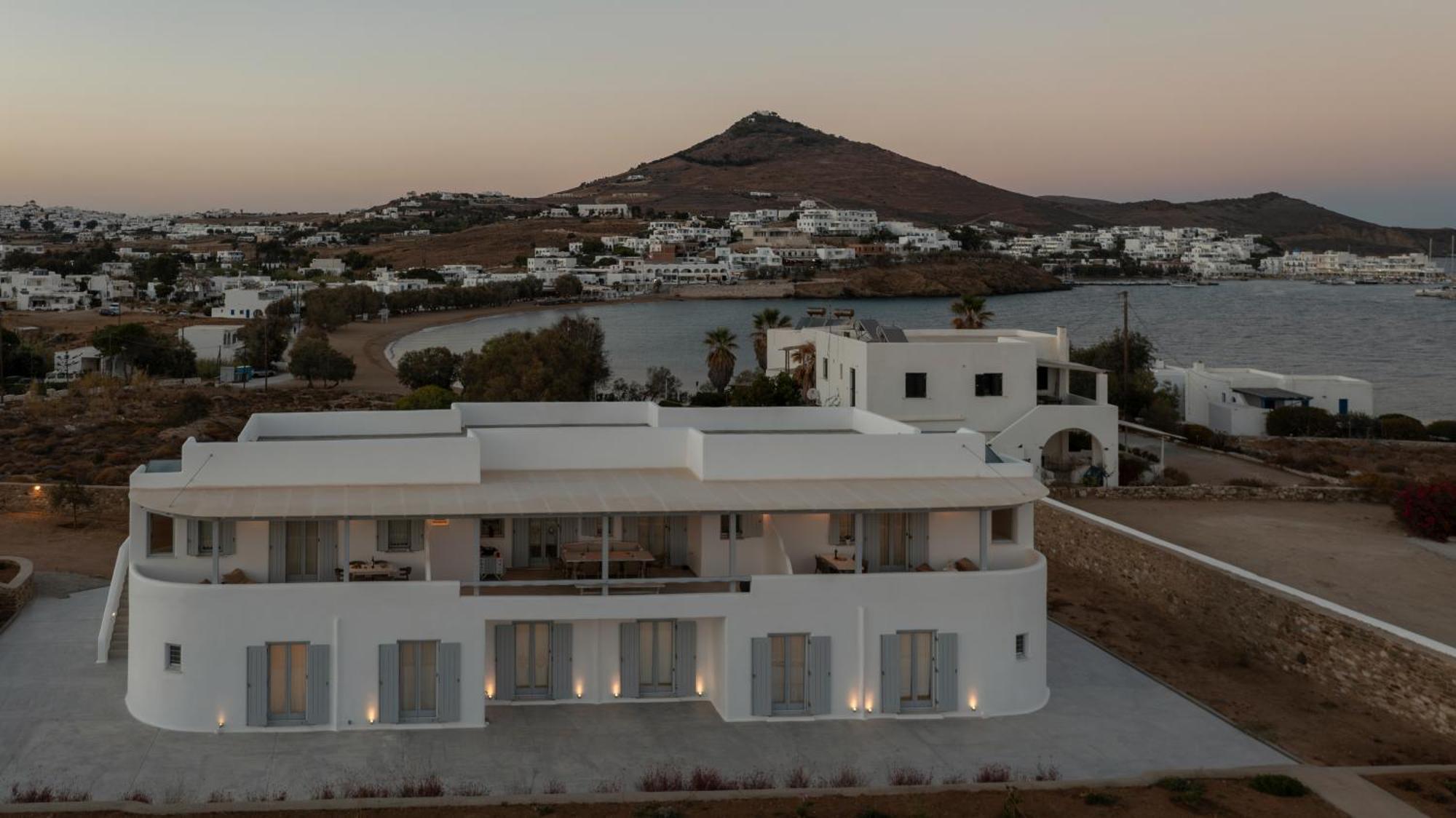 Paros Melodia