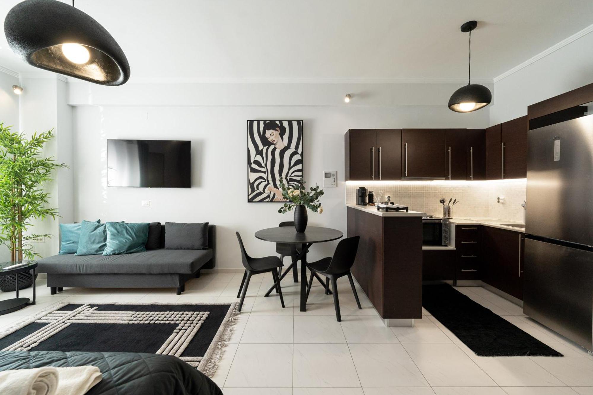 Byron Luxury *