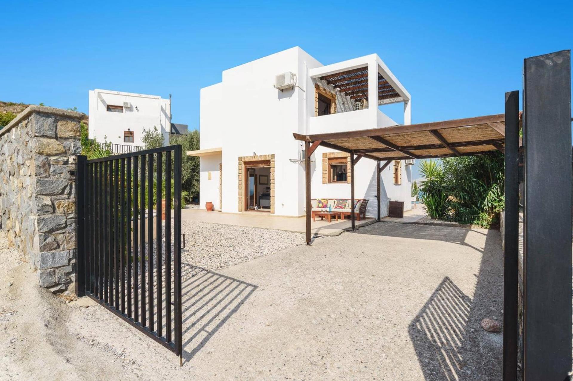 Villa Petalouda By *