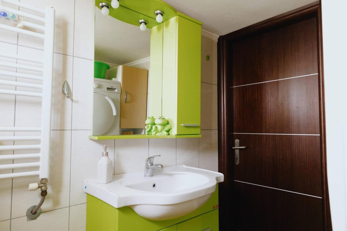 Costero Apartment *