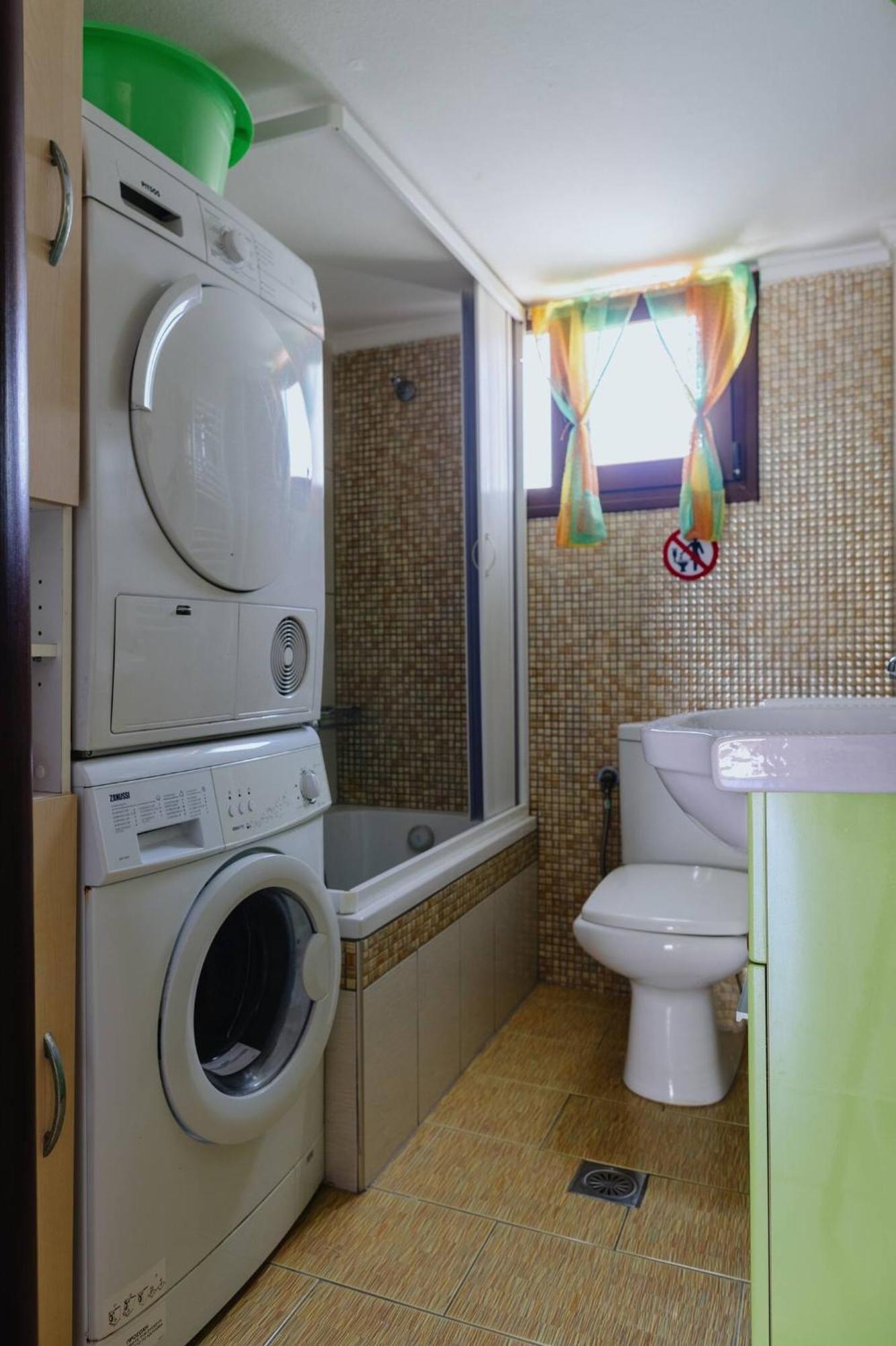 Apartment Costero *