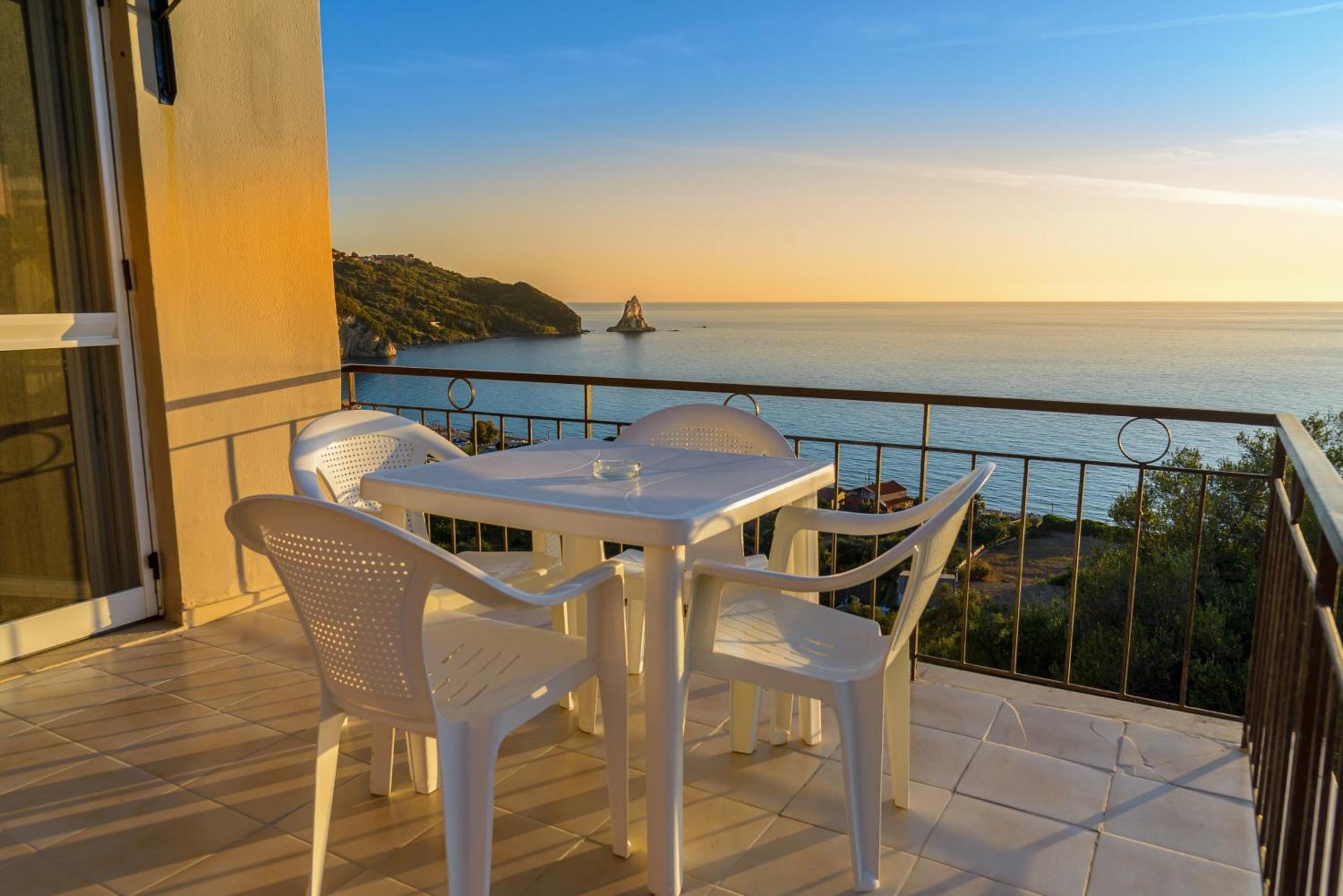 Ionian Perl Coast Apartment *