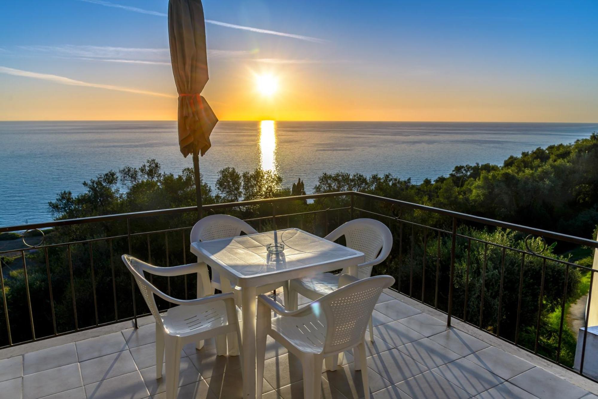 Ionian Perl Coast Apartment Agios Gordios (Corfu)