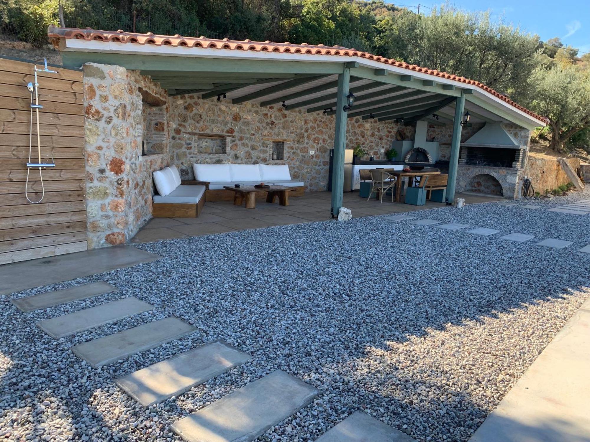 Olive Guest Farm *